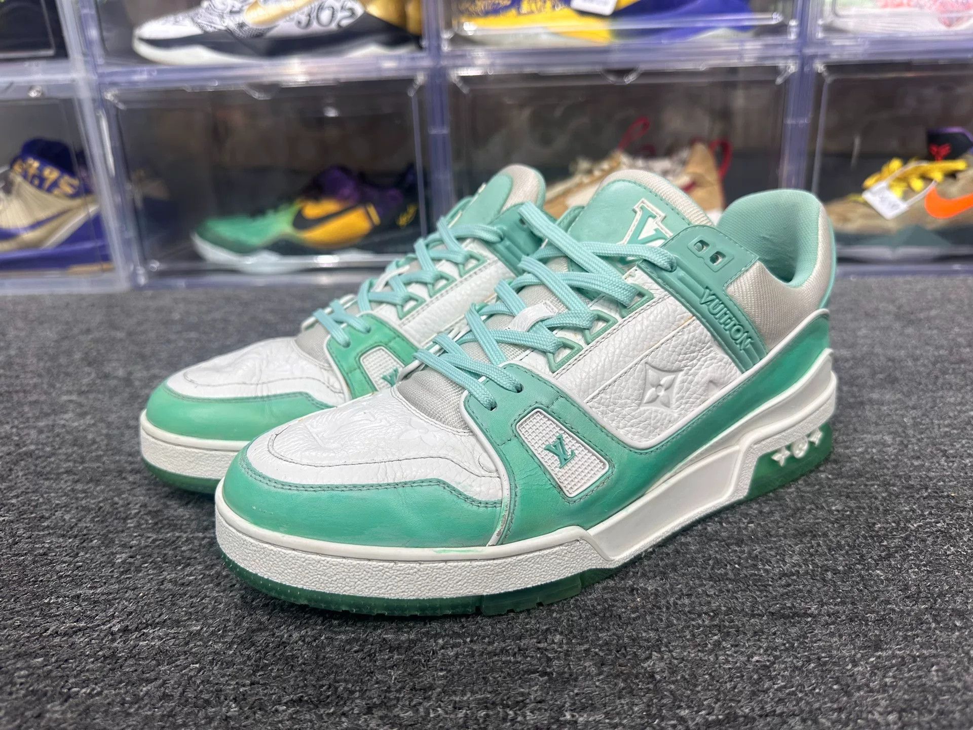 Louis Vuitton Louis Vuitton Training Green Lowtop Sneakers 8.5 Men Size US 8.5 / EU 41-42 - 1 Thumbnail