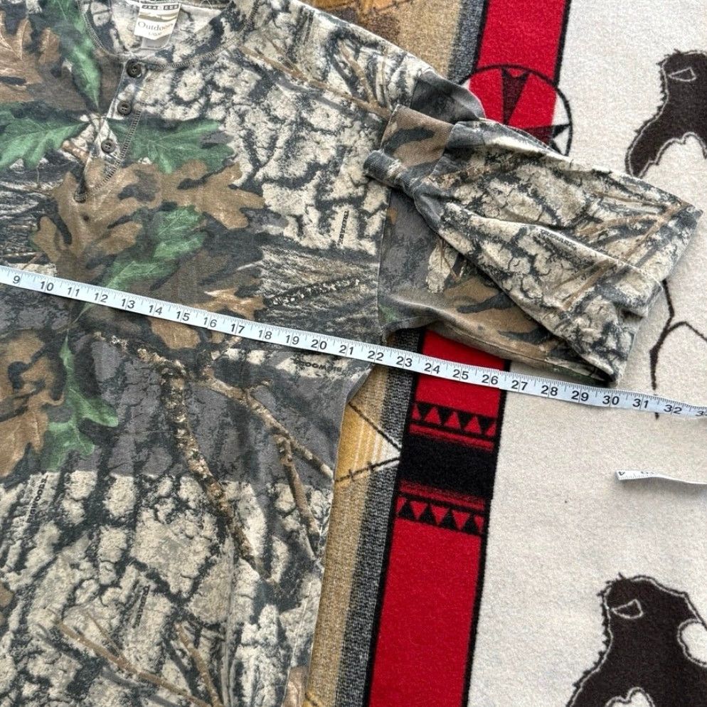 Jerzees VINTAGE Jerzees Camouflage Long Sleeve Henley Shirt Mens L Brown 90s Camouflage Hunting Outdoor 90s Size US L / EU 52-54 / 3 - 7 Thumbnail