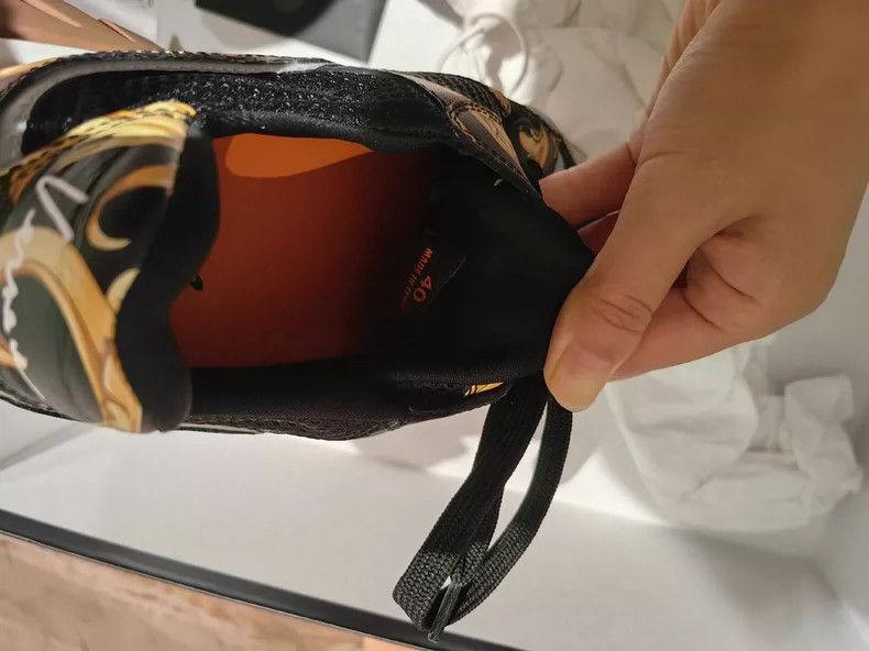Versace Versace Black and gold color-blocked casual shoes Size US 7 / EU 40 - 3 Thumbnail