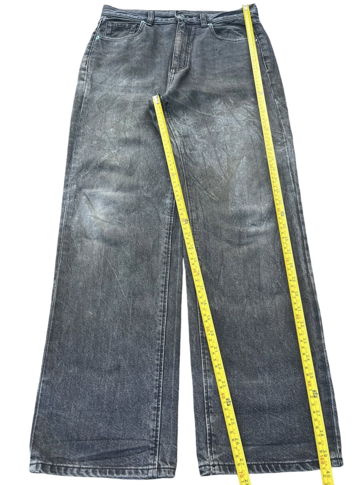 Japanese Brand Vintage Spliced Dirty Mud Washed High Rise Loose Fit Jeans Size US 29 - 11 Thumbnail