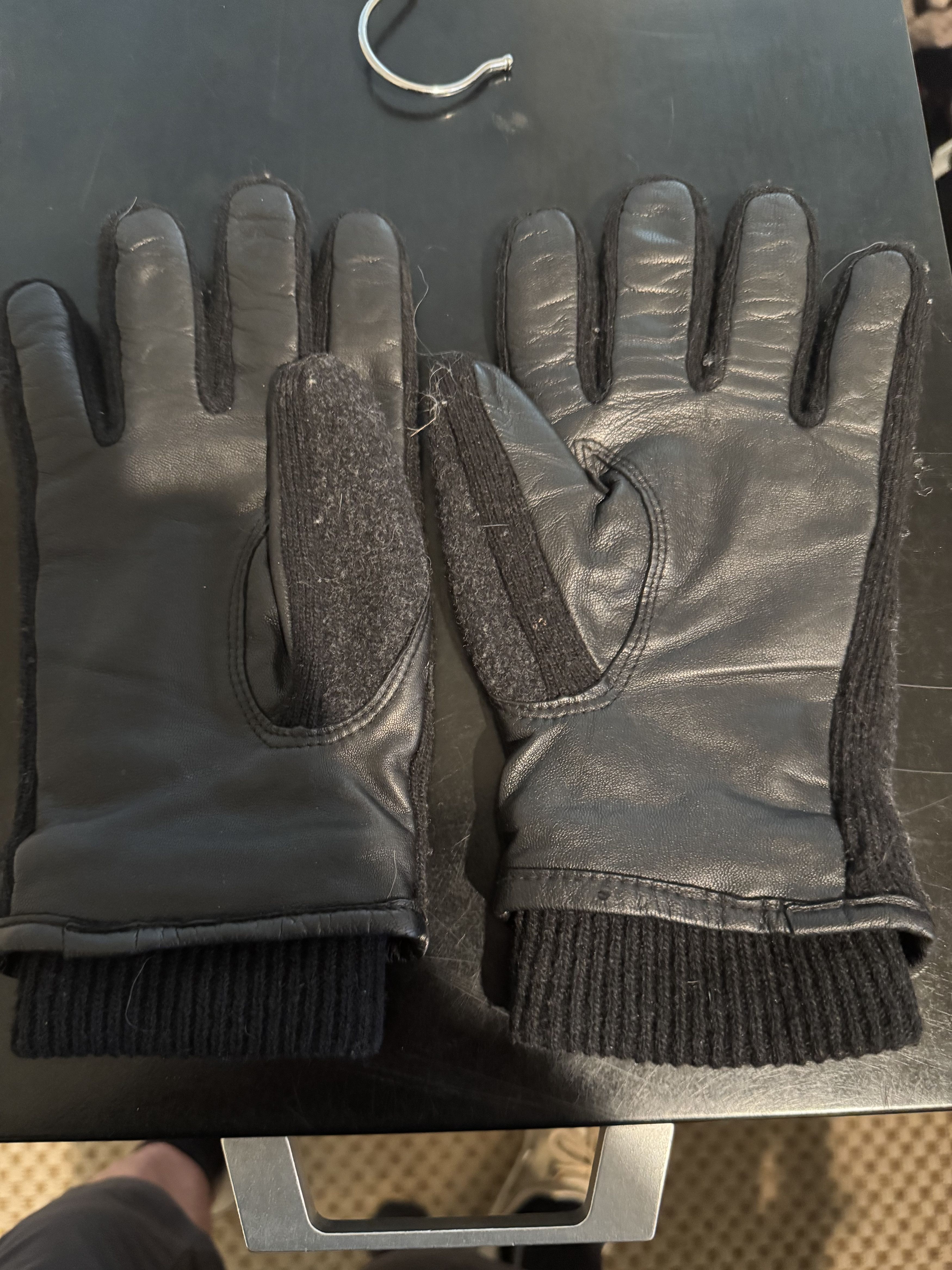 Other Black/Grey Leather Gloves Size ONE SIZE - 2 Thumbnail