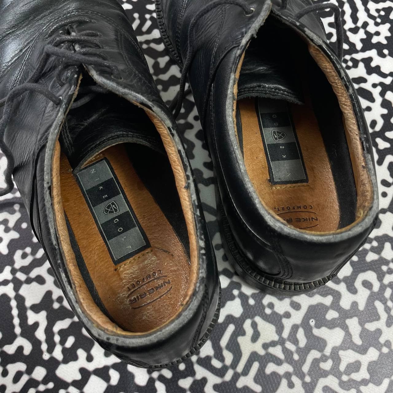 Vintage Vintage Y2K Nike Golf Swoosh Logo Retro Leather Sneakers Size US 9 / EU 42 - 9 Thumbnail