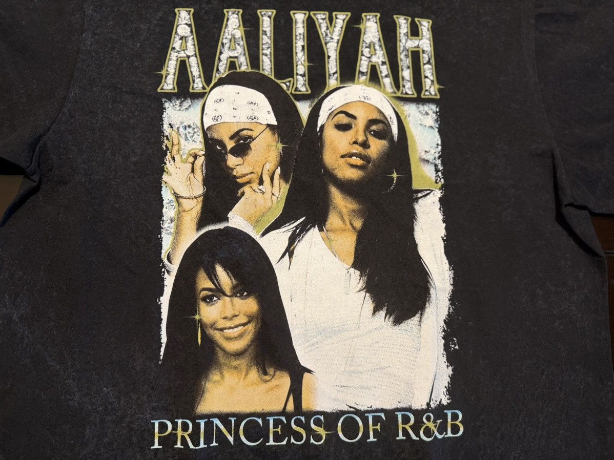 Vintage AALIYAH Vintage Graphic T-Shirt Size L / US 10 / IT 46 - 2 Thumbnail