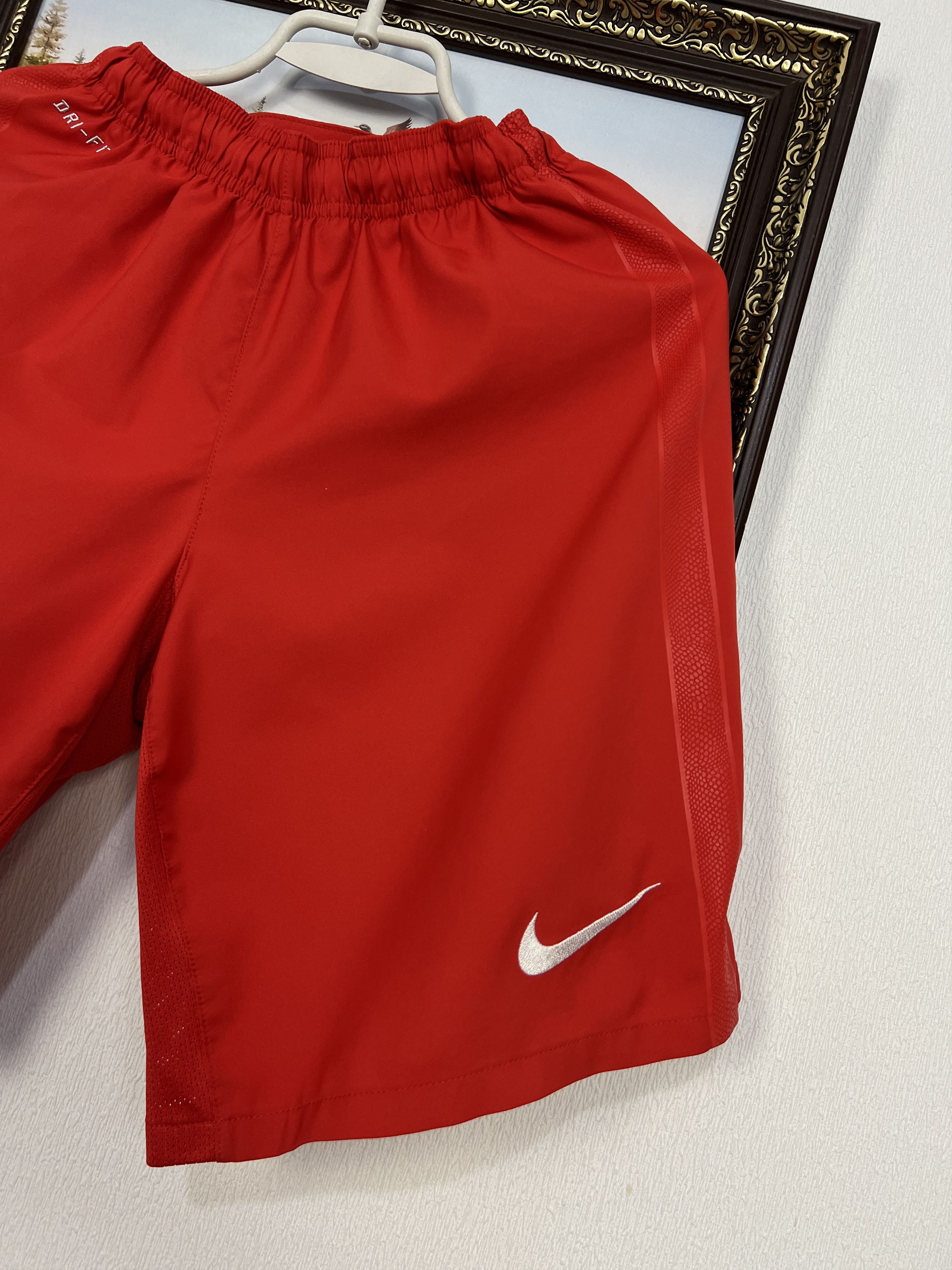 Nike Nike Inter Milan Football Shorts Soccer Red Mens Athletic M Size US 32 / EU 48 - 2 Thumbnail
