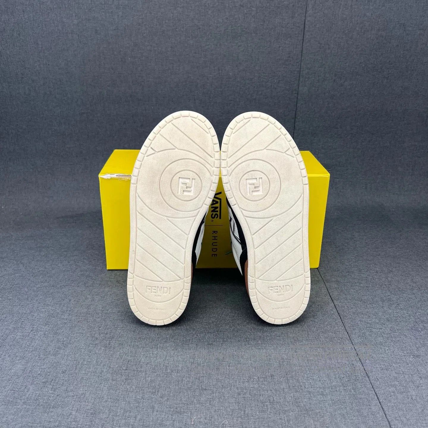 Fendi Fendi Match Black White Beige Sneakers. Size US 4.5 / IT 34.5 - 4 Thumbnail