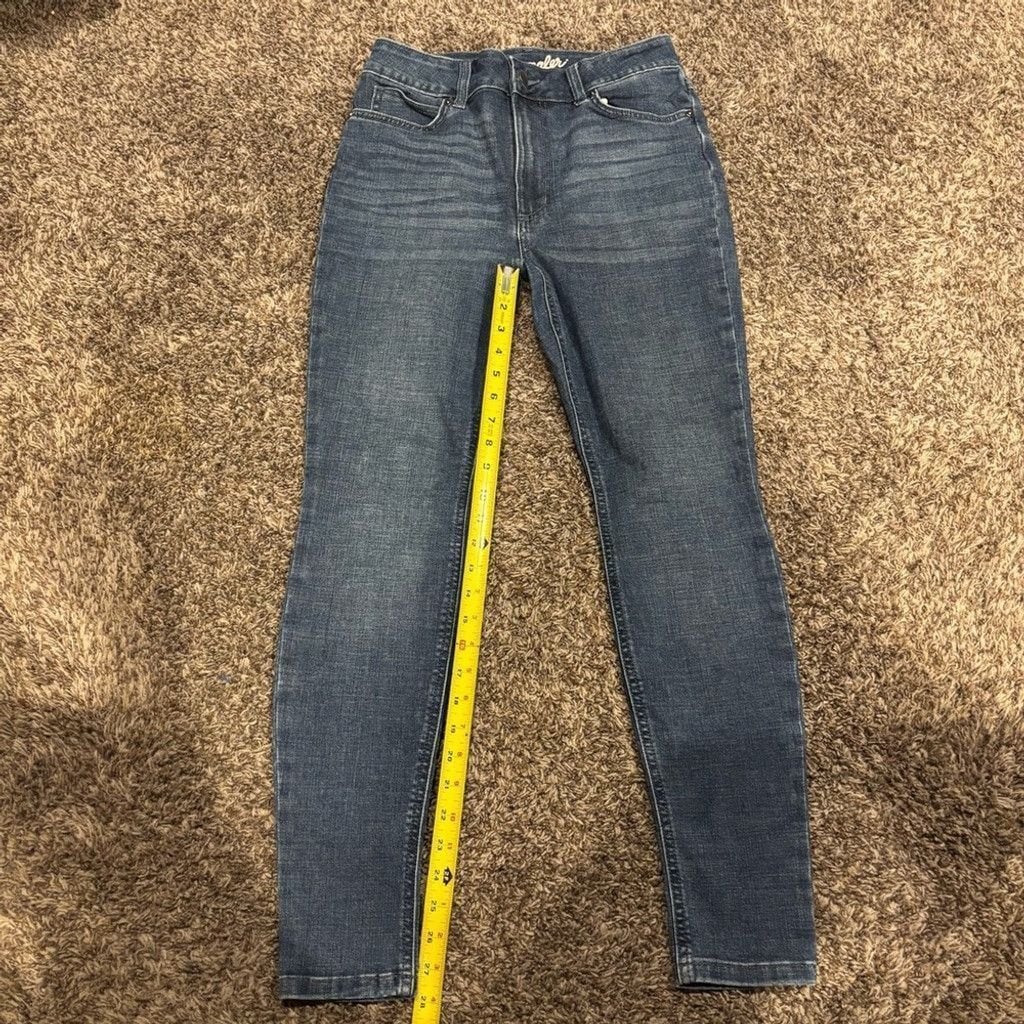 Wrangler Women’s Wrangler Skinny Jeans Size 29" - 2 Thumbnail