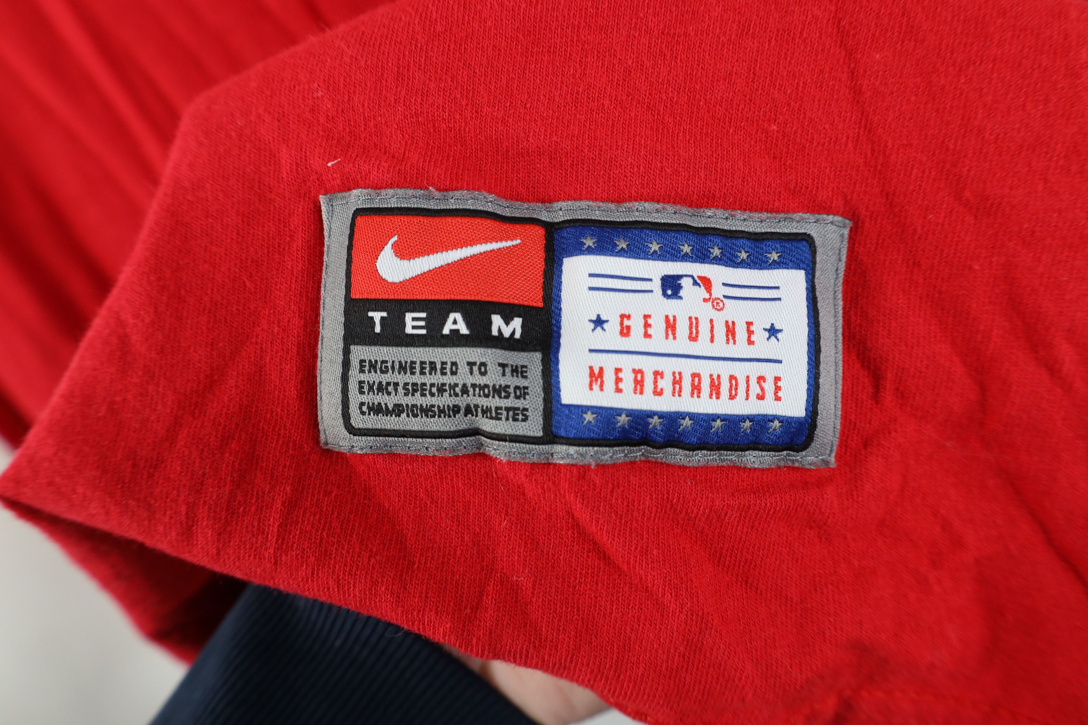 Nike Vintage Nike Swoosh Boston Red Sox Long Sleeve T-Shirt Size US L / EU 52-54 / 3 - 7 Thumbnail