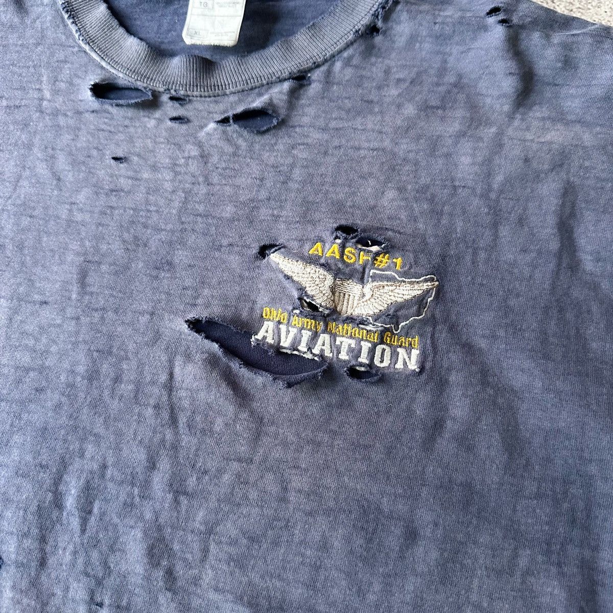 Vintage THRASHED Sunfaded Aviation T-Shirt Size US L / EU 52-54 / 3 - 3 Thumbnail