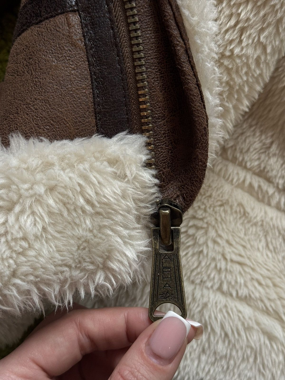 Alpha Industries × Designer Alpha Industries B3 army shearling eco-leather jacket Size US L / EU 52-54 / 3 - 13 Thumbnail