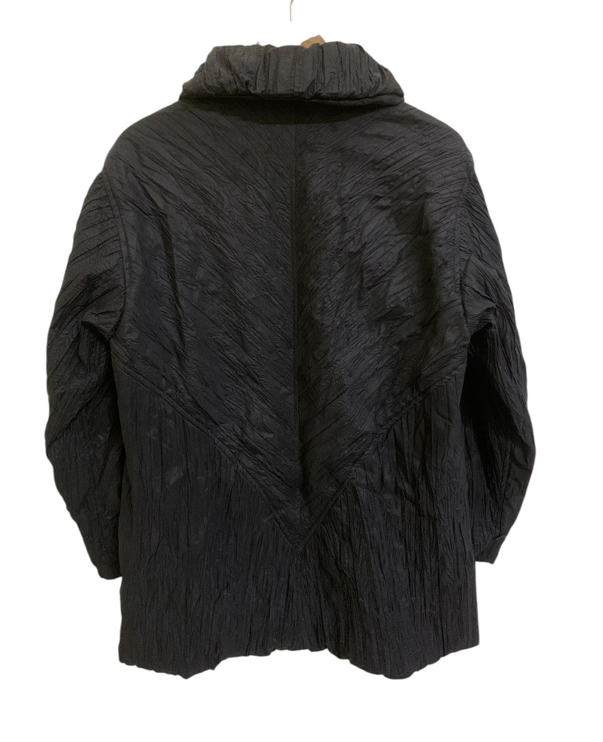 Issey Miyake 💥Vintage Issey Miyake Windcoat Pleats Jacket Size M / US 6-8 / IT 42-44 - 2 Thumbnail