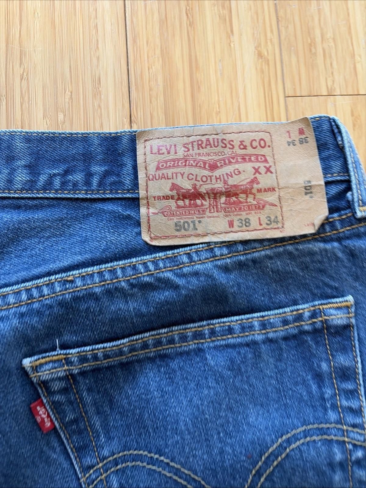 Levi's Levis 501 Jeans Mens 36 Straight Leg Button Fly Size US 38 / EU 54 - 4 Thumbnail