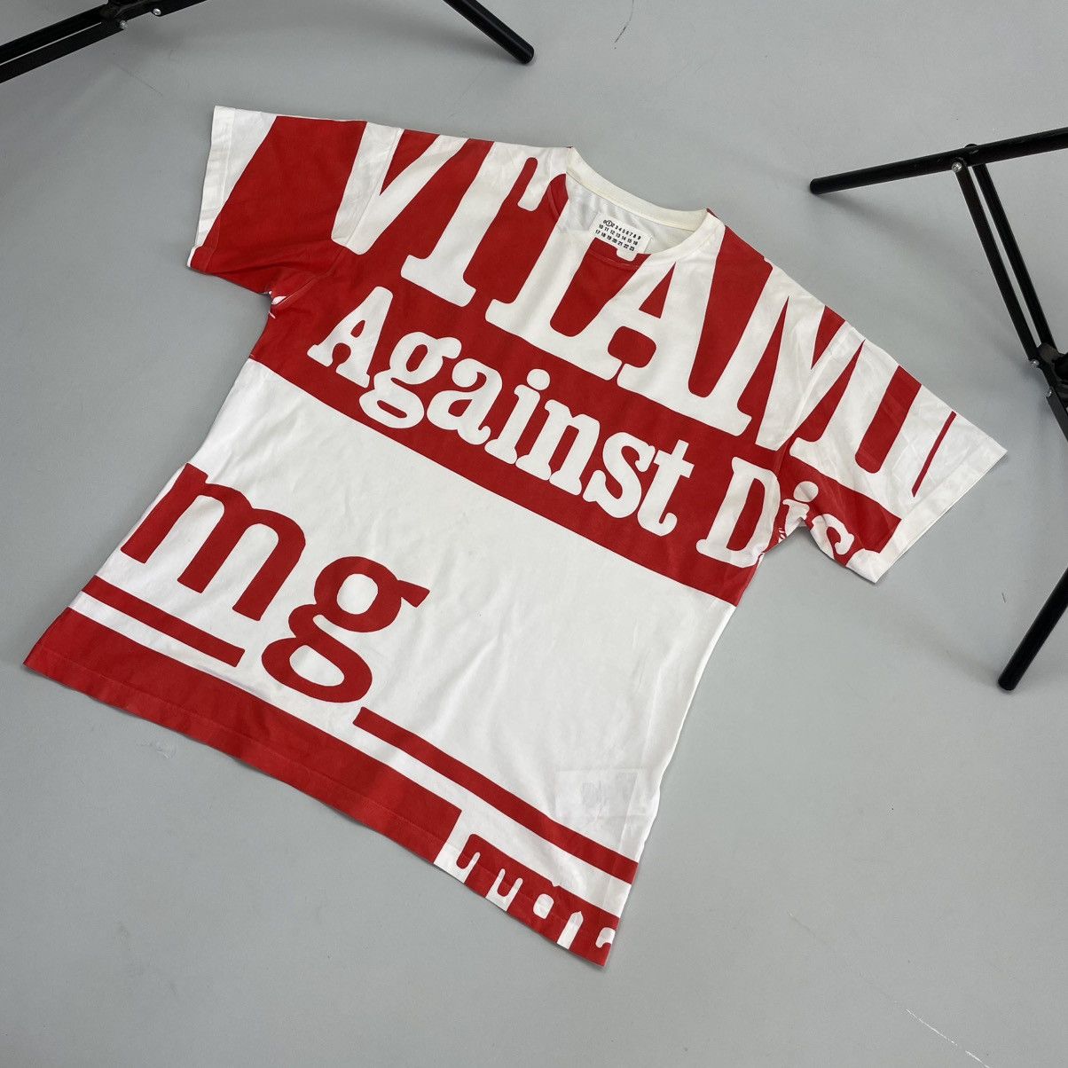 Maison Margiela Maison Margiela "Vitamin" Oversized Print T-Shirt sz S Size US S / EU 44-46 / 1 - 3 Thumbnail