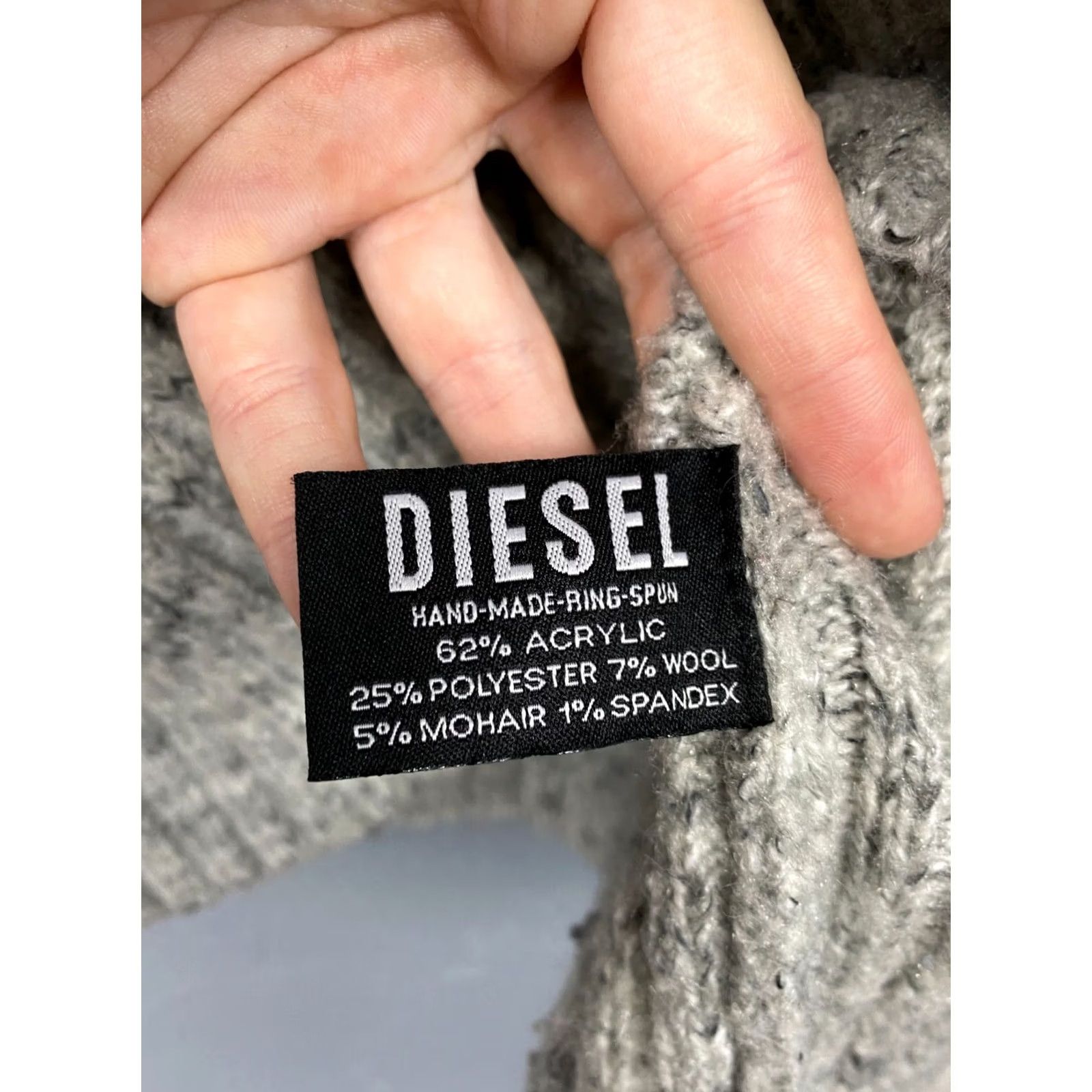 Diesel Diesel Hand Made Ring Spun Vintage Womens Wool Knit Sweater Size S Shirt Womens Gray Wool Ring Spun Vintage Diesel Pullover 90s Size S / US 4 / IT 40 - 5 Thumbnail