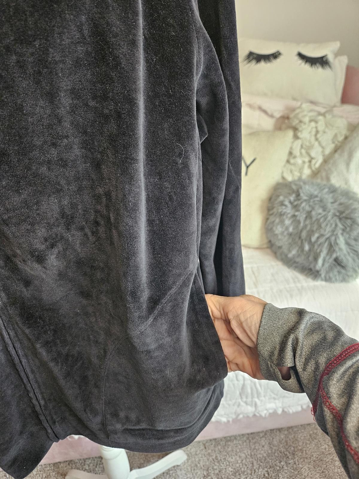 Designer Doncaster Black Velvet Cozy Hoodie Zip-Up Jacket Size XL / US 12-14 / IT 48-50 - 5 Thumbnail
