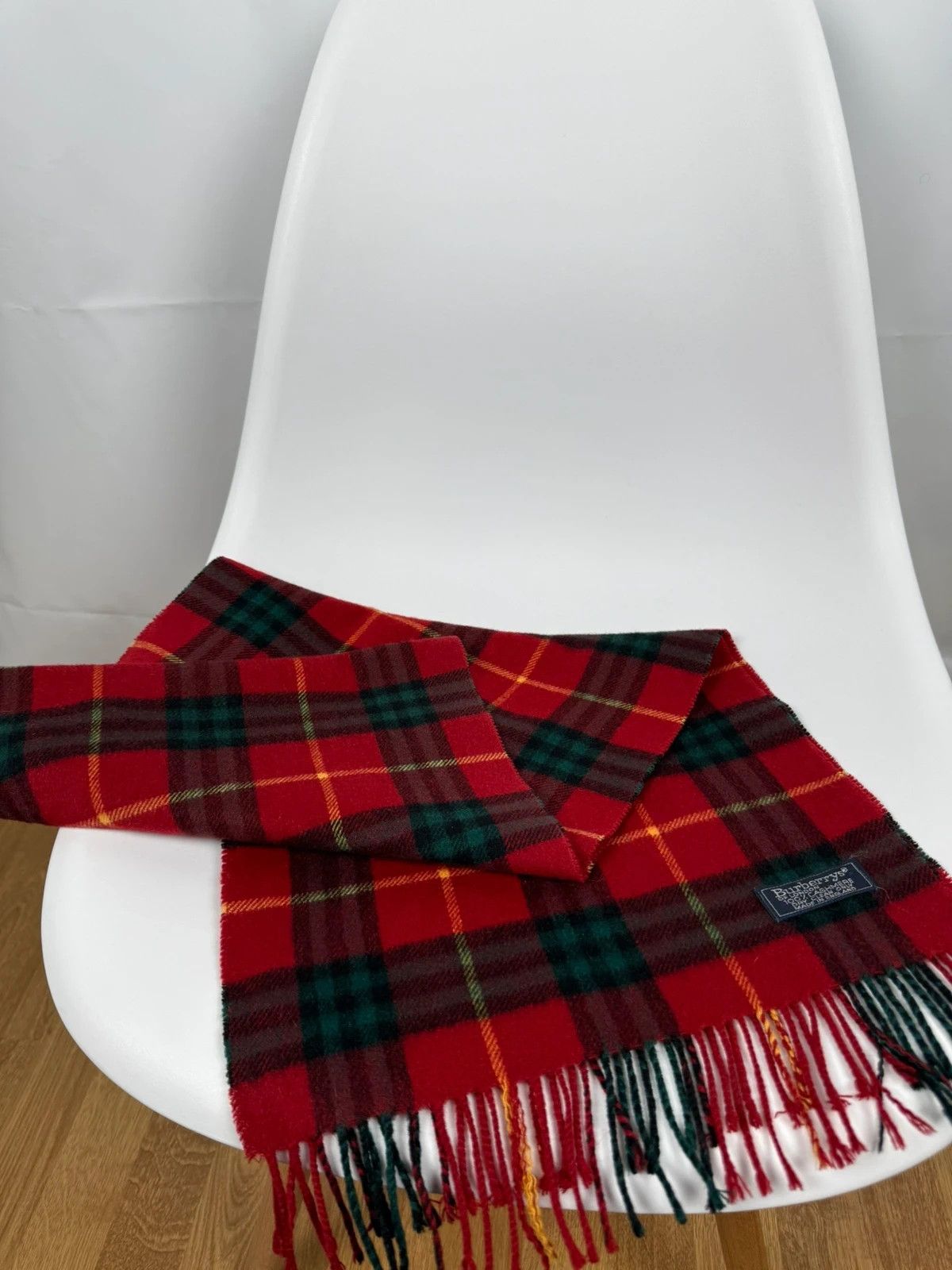 Burberry Burberry Vintage Burberrys Scarf 100% Cashmere Plaid Check Size ONE SIZE - 1 Thumbnail