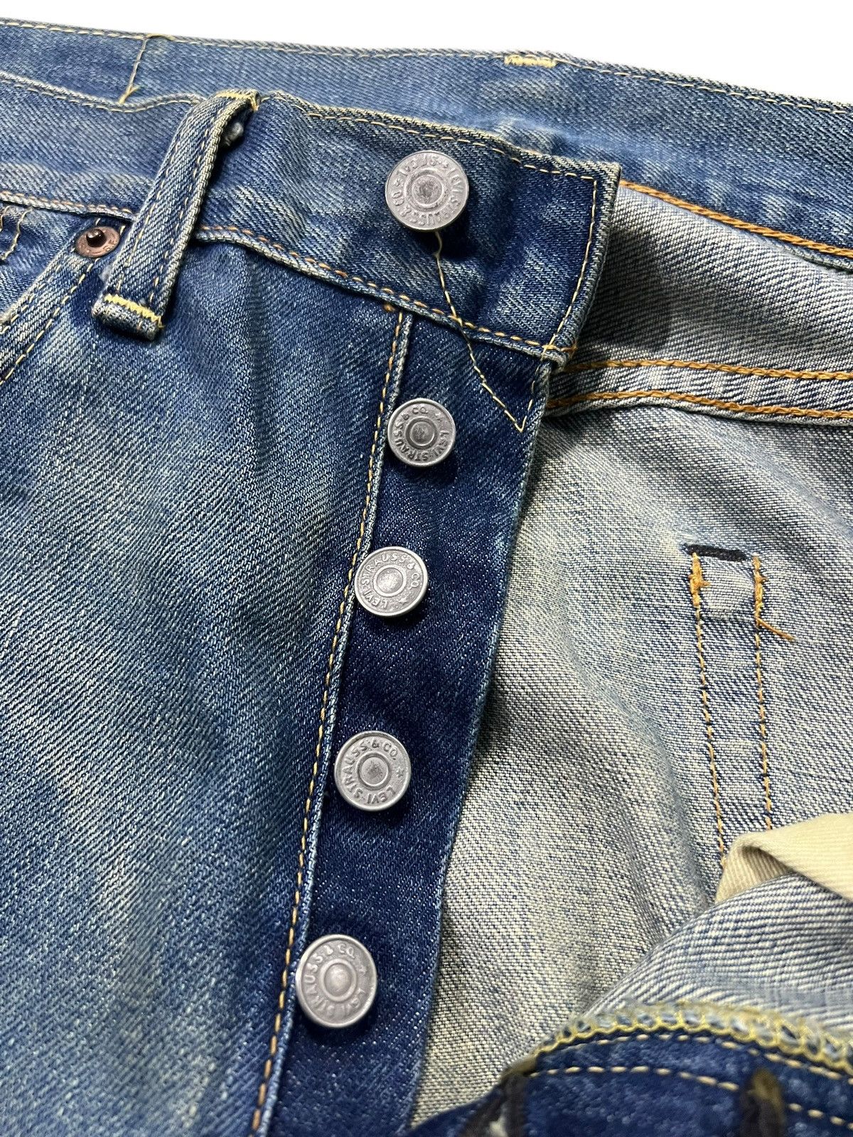 Levi's Vintage Levi’s 501 Big E Selvedge Distressed Mud Wash Jean Size US 30 / EU 46 - 4 Thumbnail