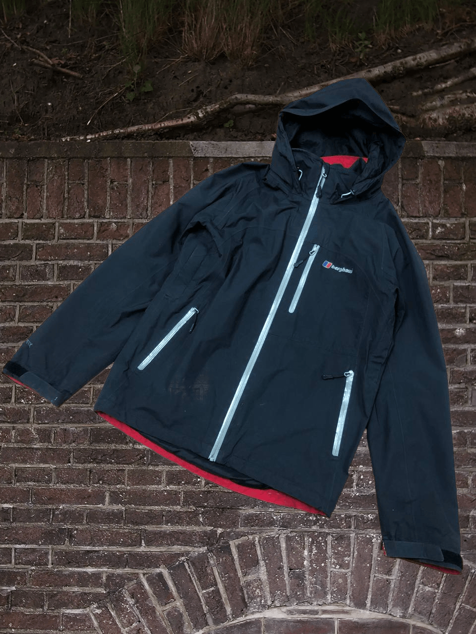 Berghaus Berghaus vintage gore-tex light jacket Mens S black Size US S / EU 44-46 / 1 - 1 Thumbnail
