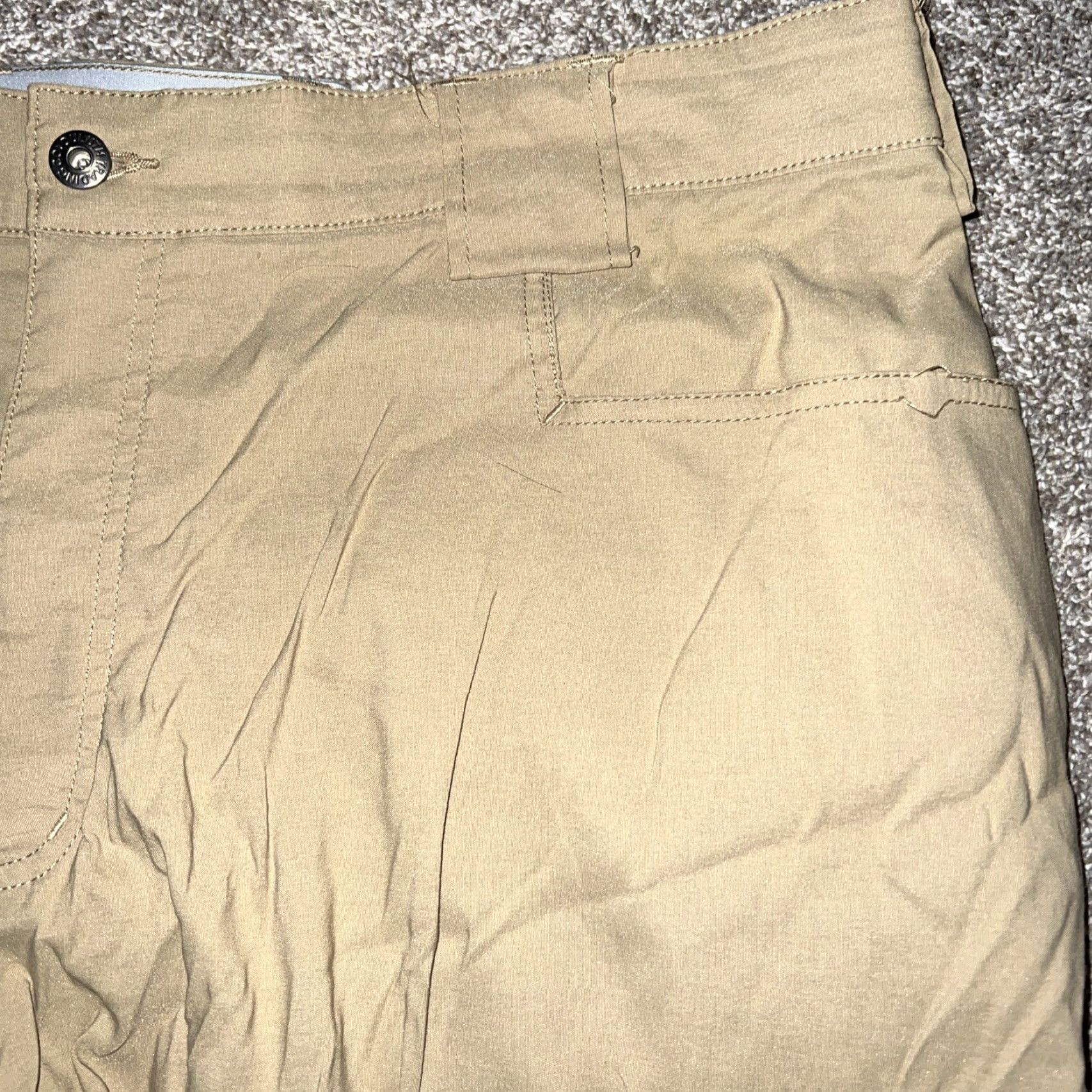 CO Duluth Trading Co Beige Cargo Shorts Mens Size 40 Regular Cargo Size US 40 / EU 56 - 2 Thumbnail