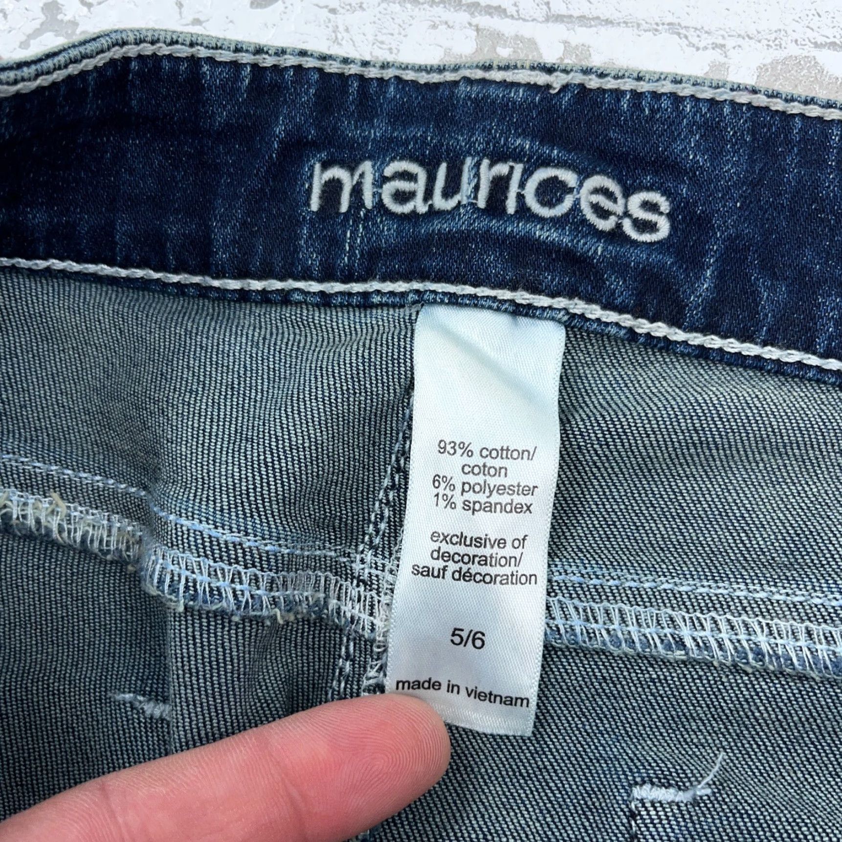 Vintage Maurices Jeans Women 6 Skinny Fit Low Rise Dark Wash Denim Stretch Pockets 5-Pocket Solid Blue Vintage No Mens Womens Boys Girls Size 28" / US 6 / IT 42 - 4 Thumbnail