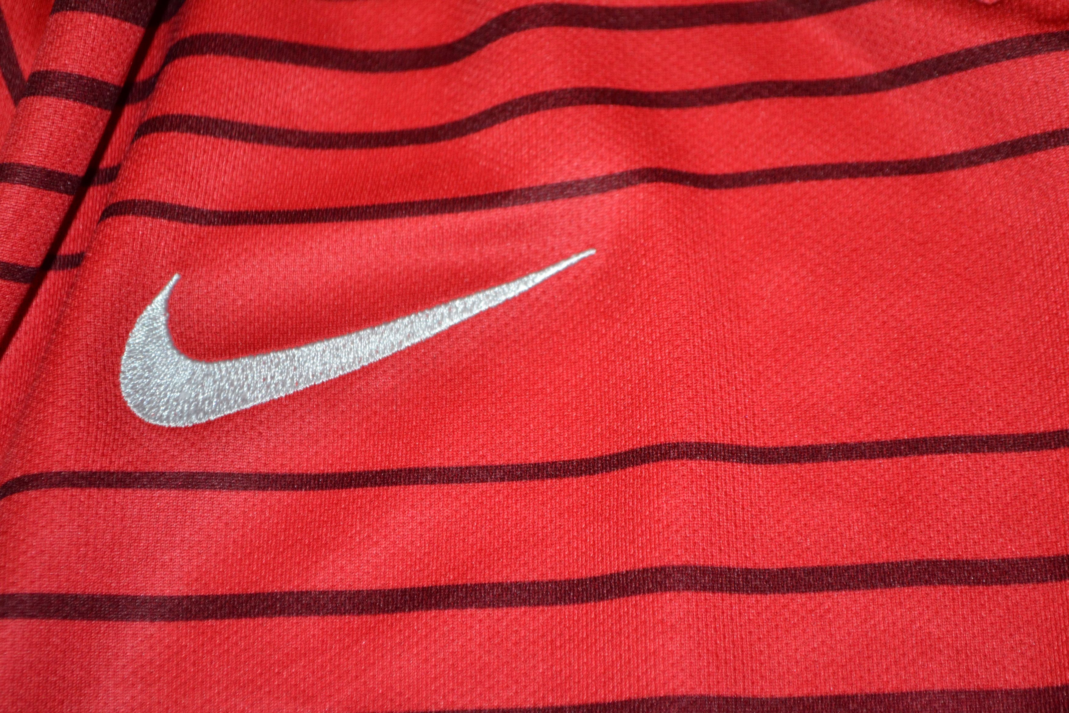 Nike Portugal Home Kit Shirt 2014 2015 Soccer Jersey Camiseta Size US M / EU 48-50 / 2 - 5 Thumbnail