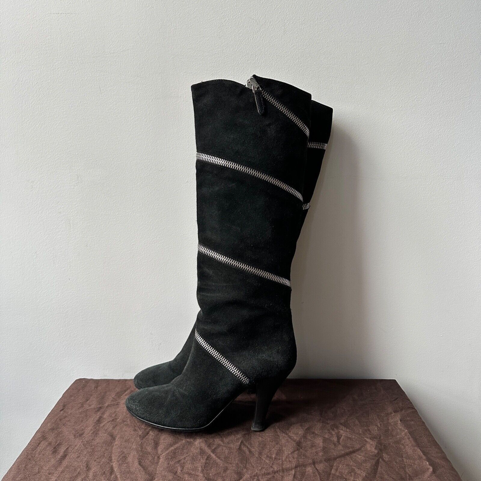 Moschino Moschino Vintage y2k Suede Zipper Knee Heel Boots 8283AC Size US 9.5 / IT 39.5 - 2 Thumbnail