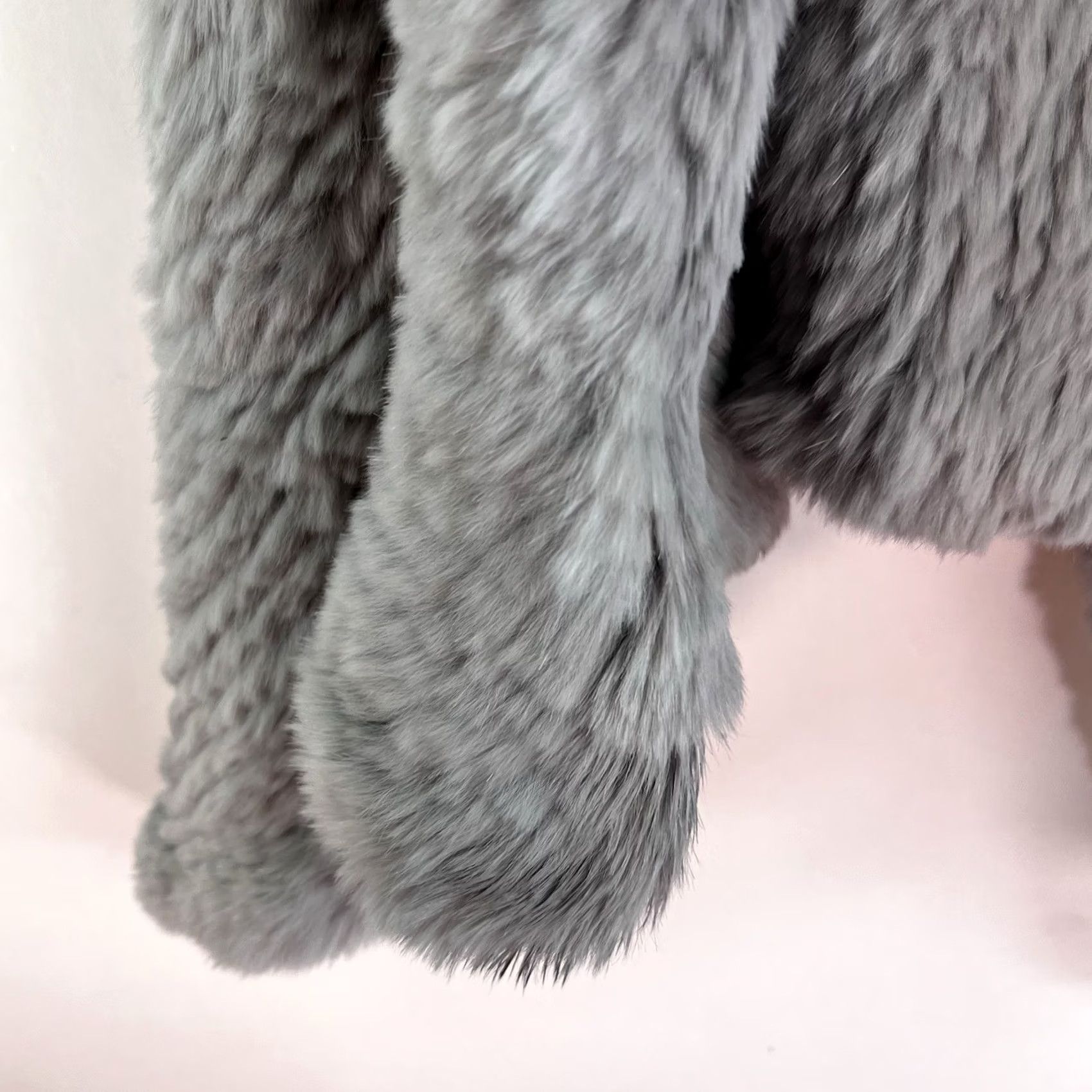 J Brand H Brand Indie 100% Rabbit Fur Cardigan Open Vest M/L Gray Vest Women M/L Gray 90s Bohemian City Classic Designer Size M / US 6-8 / IT 42-44 - 4 Thumbnail