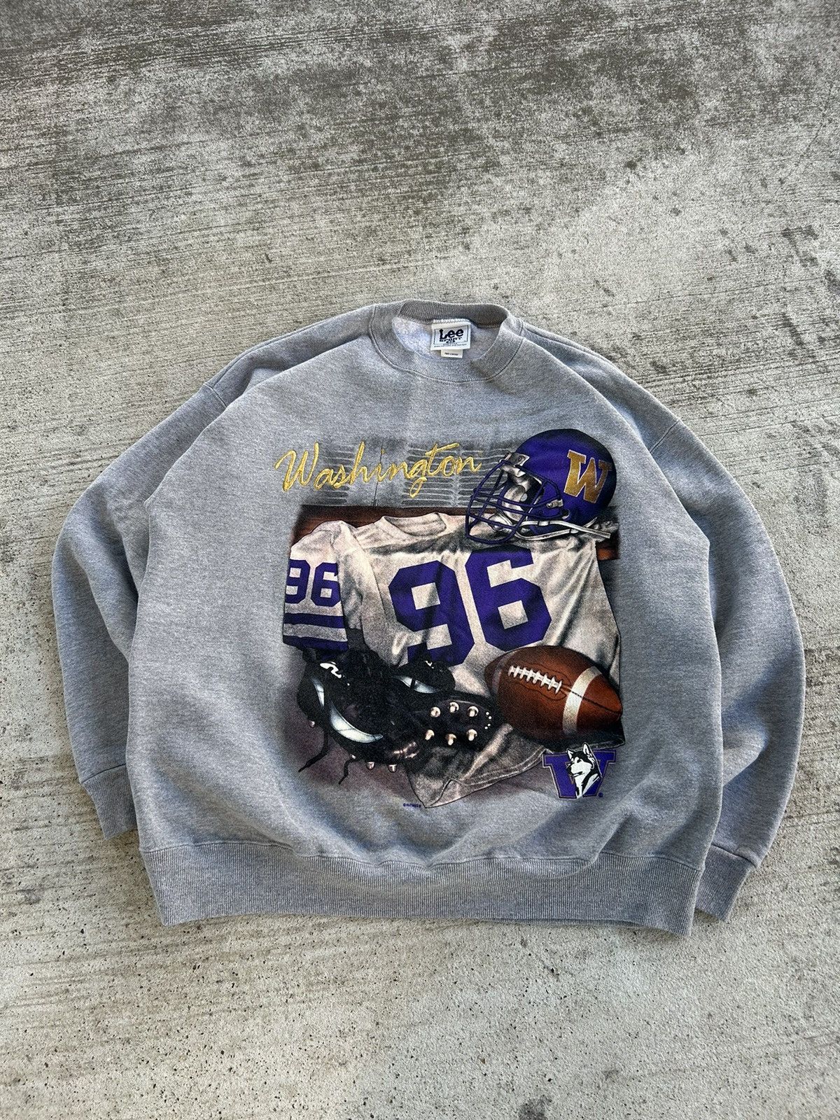 Vintage Vintage 90’s Lee Sport Washington Huskies sweatshirt Size US XL / EU 56 / 4 - 1 Thumbnail