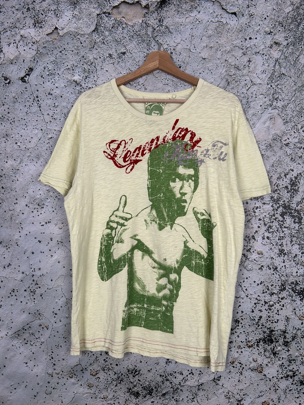 Vintage Vintage Bruce Lee Graphic Tee Movie Film Y2K 00s Hype Skate Size US L / EU 52-54 / 3 - 1 Thumbnail