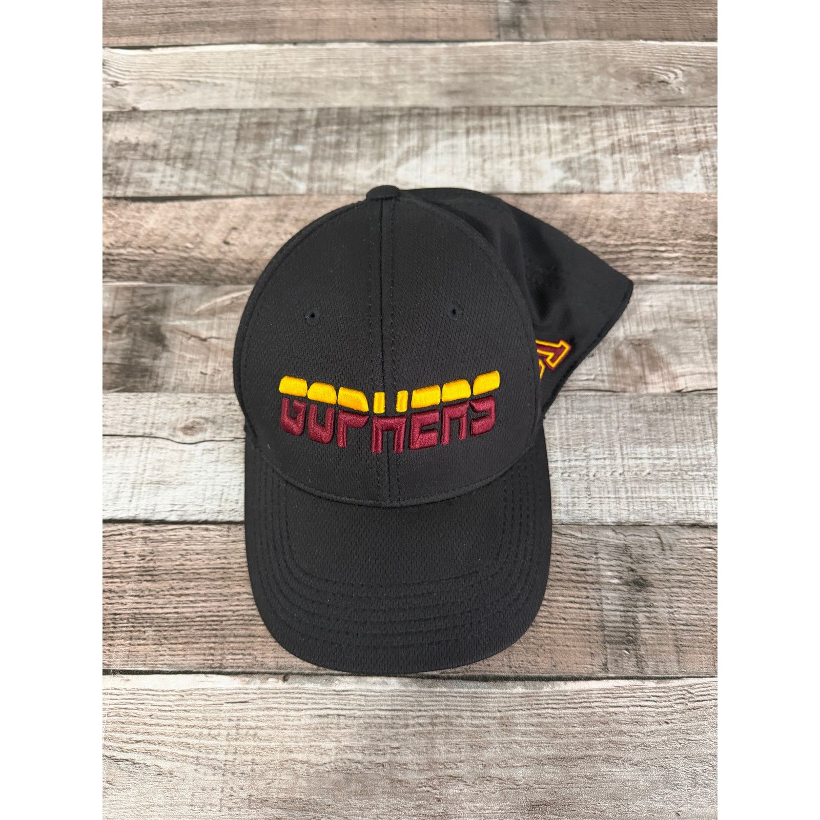Top Of The World Minnesota Gophers Stretch-Fit College Baseball Hat Size ONE SIZE - 3 Thumbnail