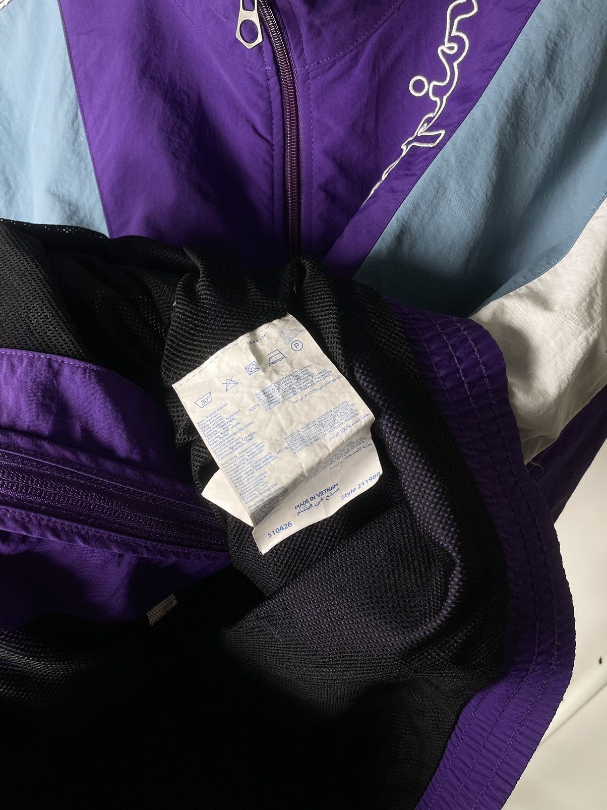 Champion Champion Vintage Purple Nylon Embroidered Logo Truck Jacket Size US M / EU 48-50 / 2 - 9 Thumbnail