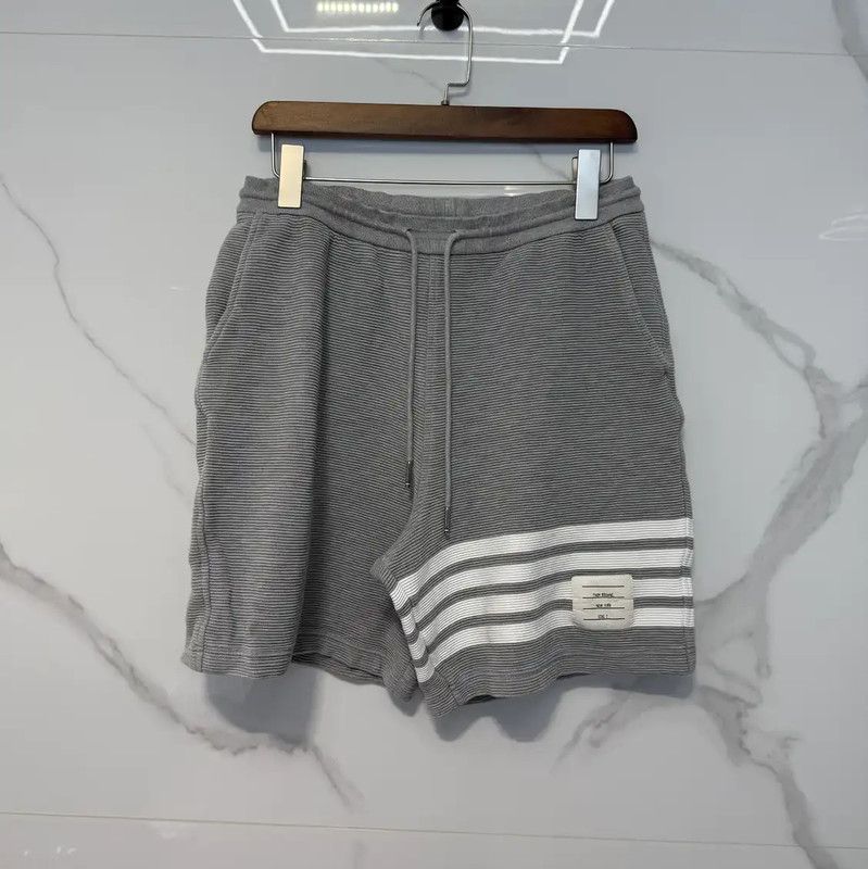 Thom Browne Thom Browne Men's Gray Striped Cotton Shorts 0089 Size US 32 / EU 48 - 1 Thumbnail