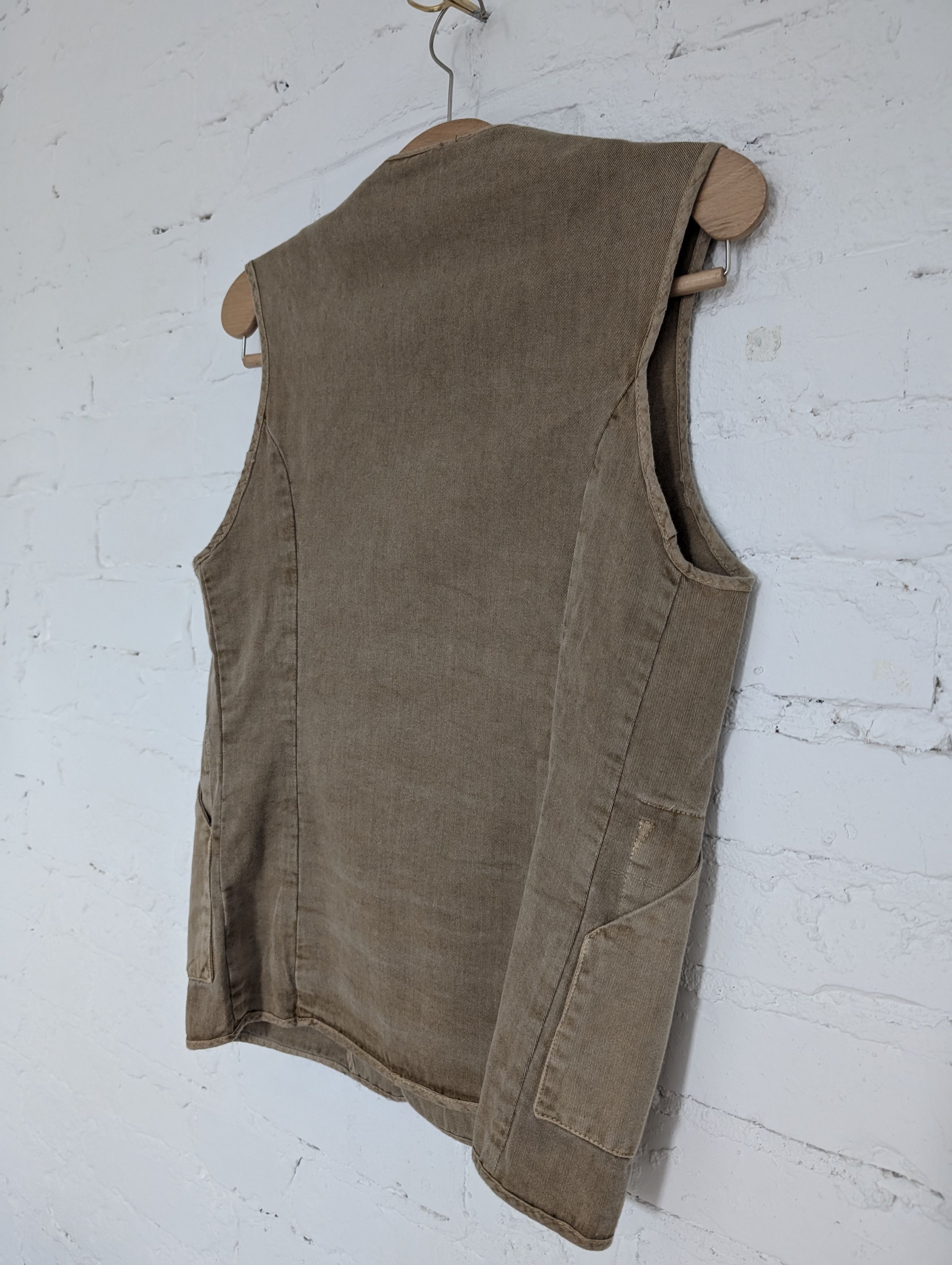 Private White V.C. Private White V. C. Luxury handmade vest Size US M / EU 48-50 / 2 - 4 Thumbnail