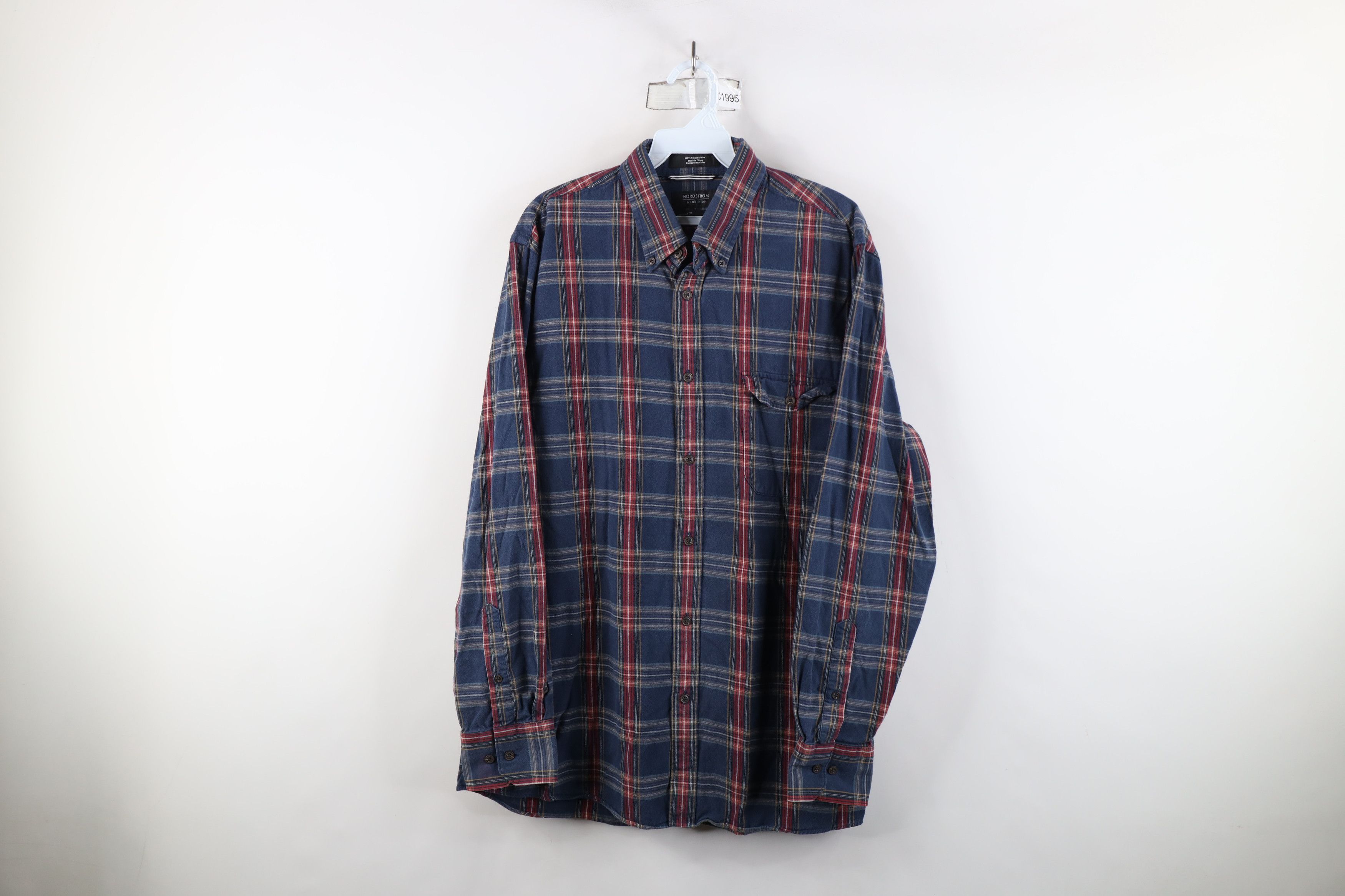 Vintage Vintage Y2K Streetwear Collared Button Down Shirt Plaid Size US L / EU 52-54 / 3 - 1 Thumbnail