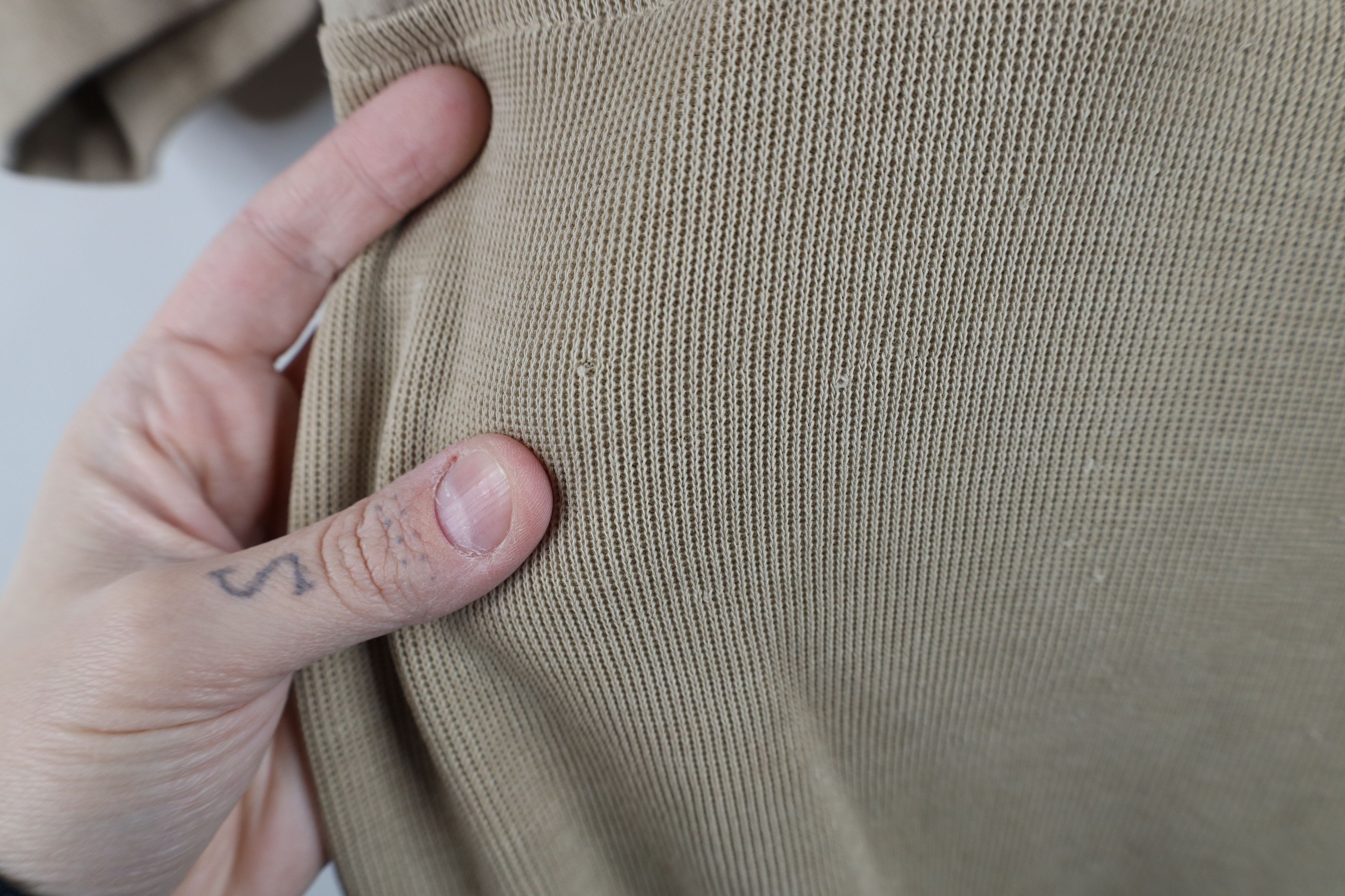 Vintage Vintage 90s Streetwear Ribbed Knit Pullover Polo Shirt Beige Size US L / EU 52-54 / 3 - 4 Thumbnail