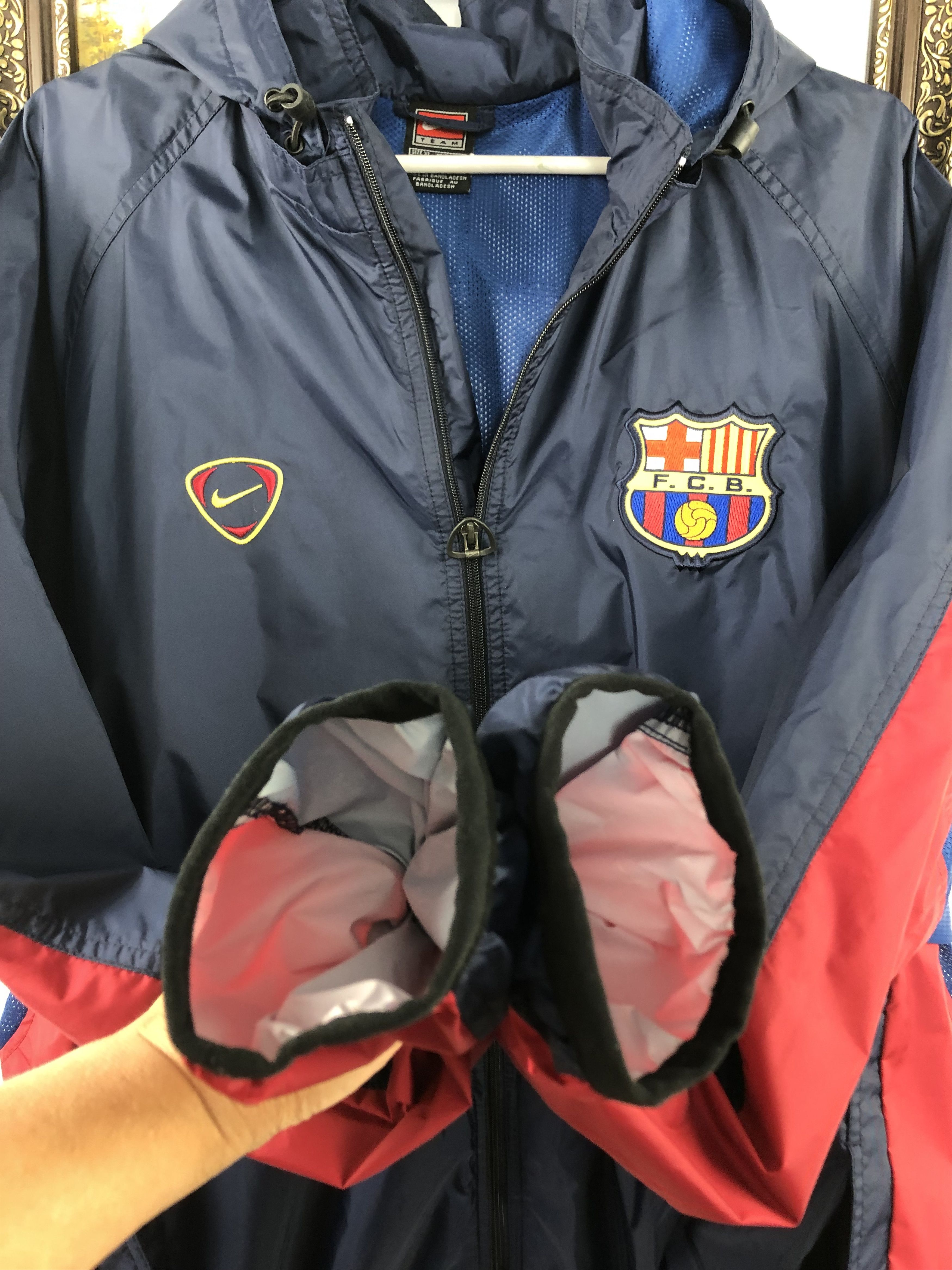 Vintage Vintage Barcelona Football Jacket Soccer Windbreaker Track Size US XL / EU 56 / 4 - 8 Thumbnail