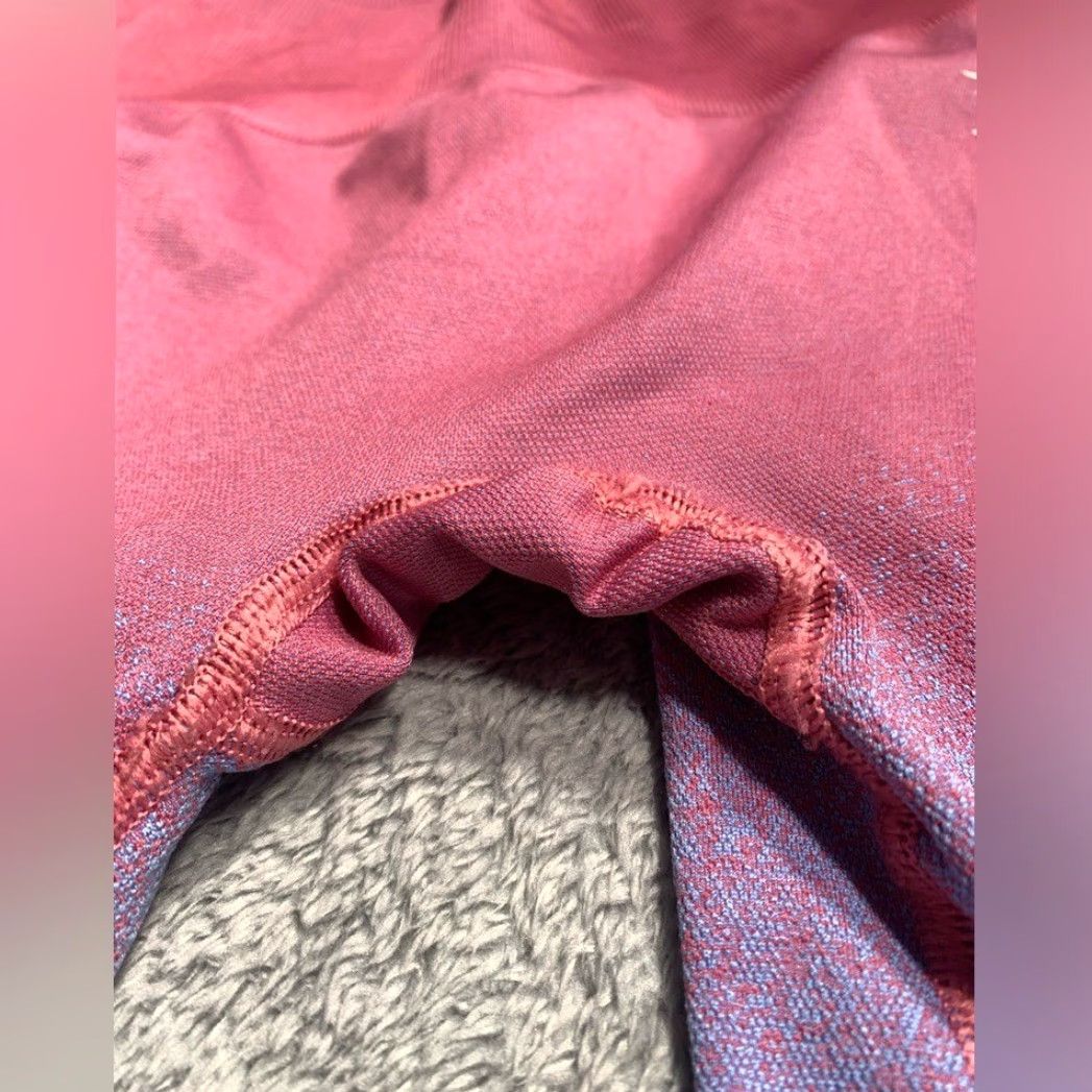 Gymshark **Gymshark Blue Pink Biker Shorts** User: **Gymshark Blue Biker Shorts** Pink Regular Size S Size 28" / US 6 / IT 42 - 3 Thumbnail