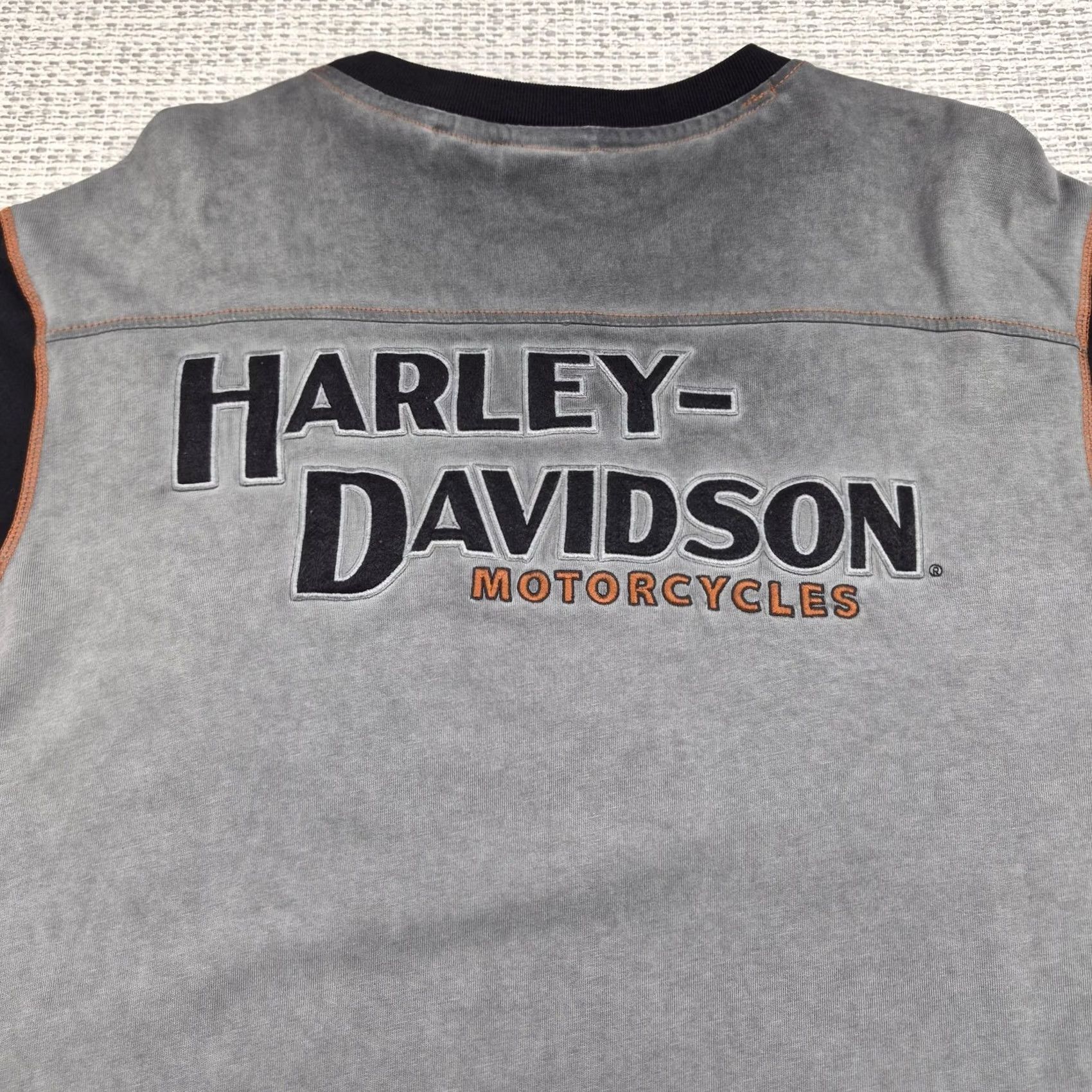 Harley Davidson Harley-Davidson Shirt Mens 2XL Long Sleeve Graphic Tee Embroidered #1 BIker Gray Cotton Knit Crew Neck Logo Patch Back Graphic Size US XXL / EU 58 / 5 - 6 Thumbnail