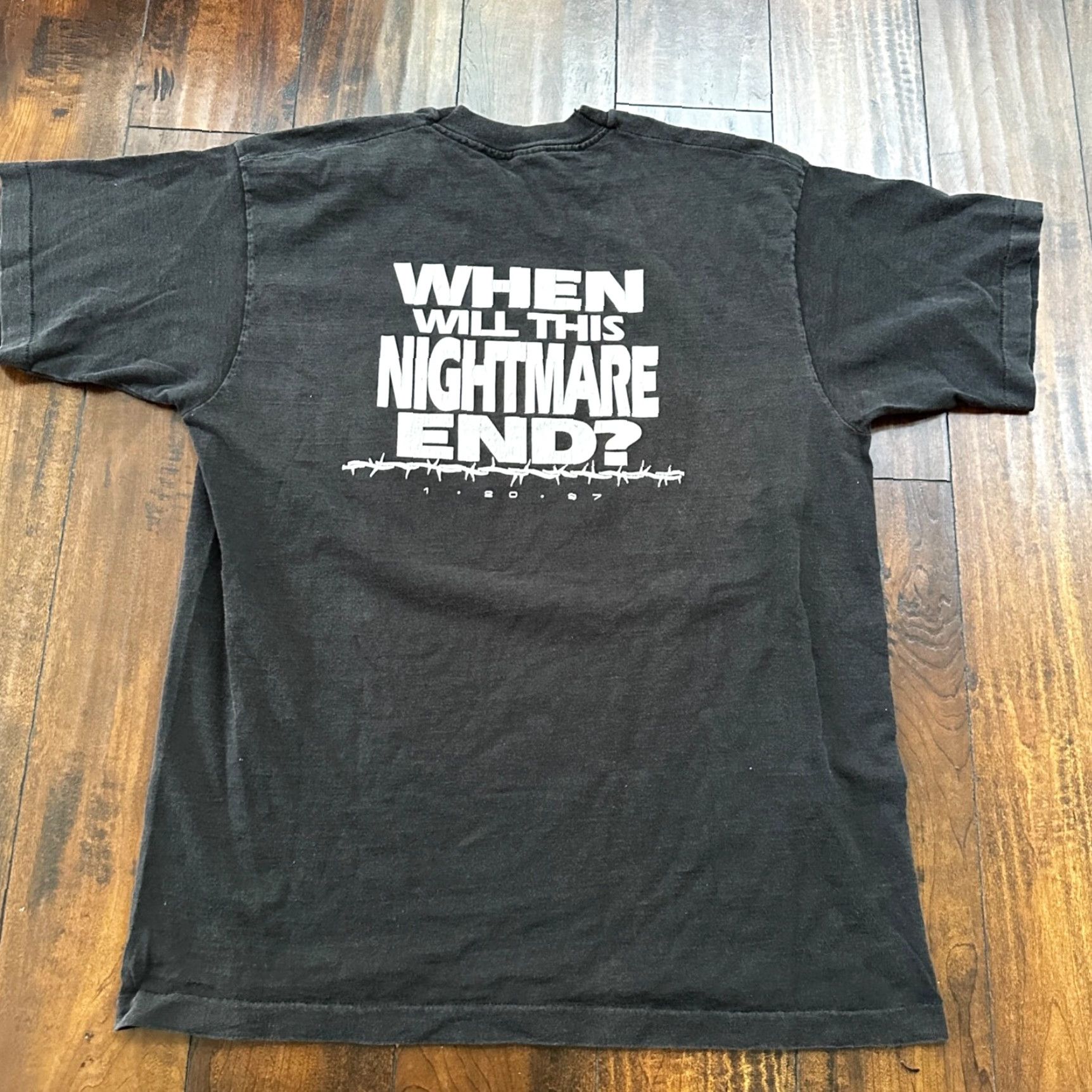 Fruit Of The Loom VINTAGE Fruit of the Loom T-Shirt Shirt XL Black America Held Hostage USA VTG 70s 80s 90s Political Funny Mens Size US XL / EU 56 / 4 - 7 Thumbnail