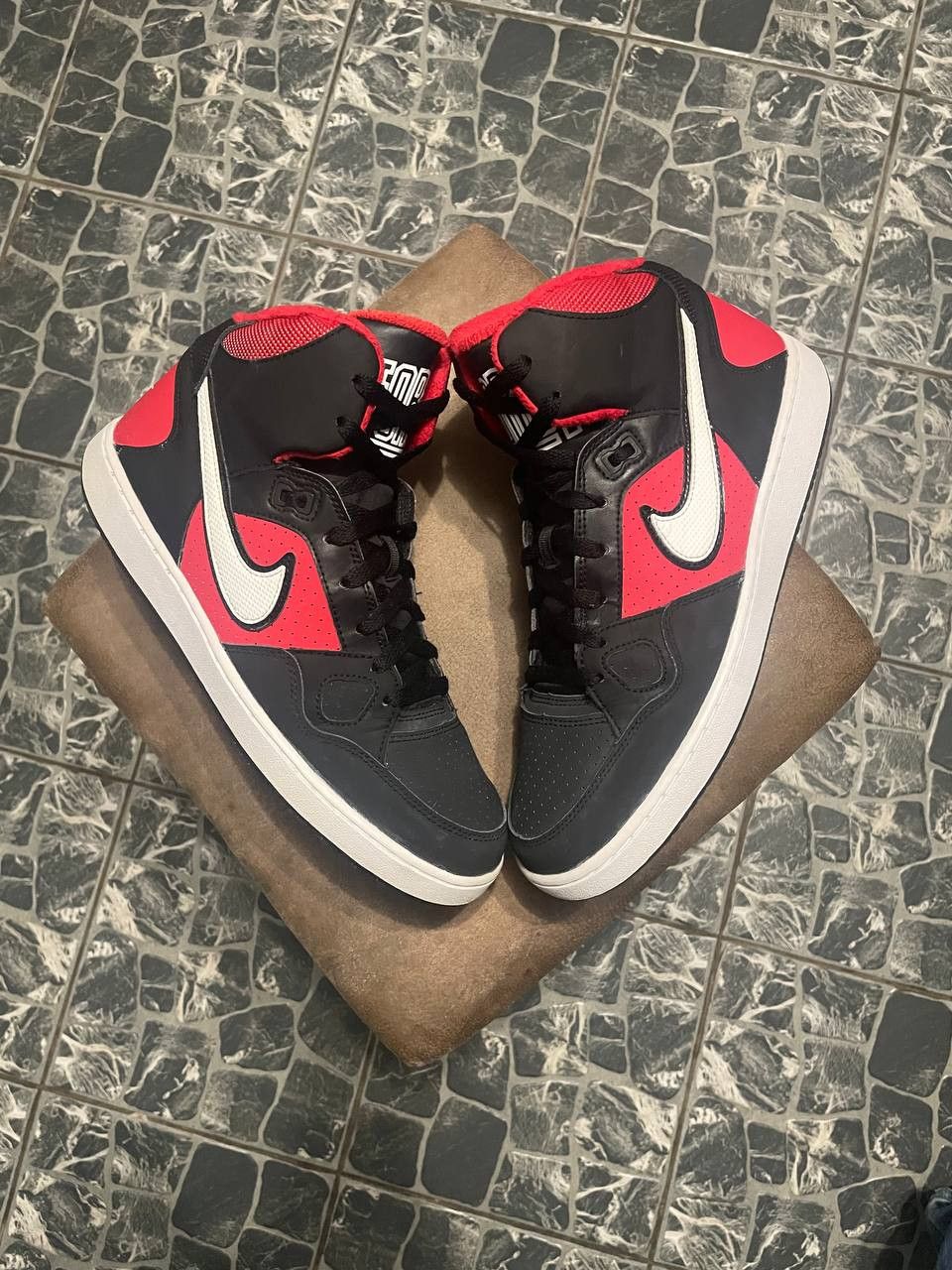 Nike Son of Force Mid 'Bred'
