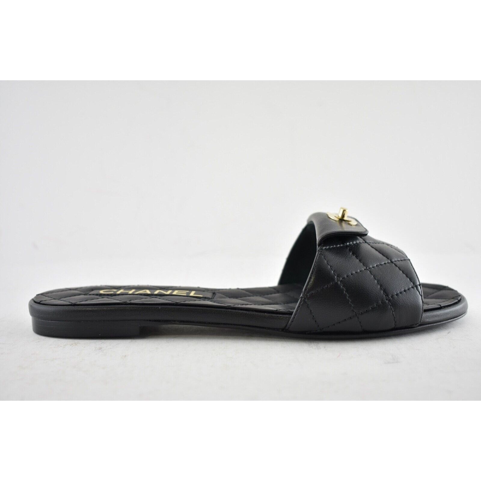 Chanel Chanel REV Black Turnlock Quilted Gold CC Logo Mules Slide Size US 5 / IT 35 - 2 Thumbnail