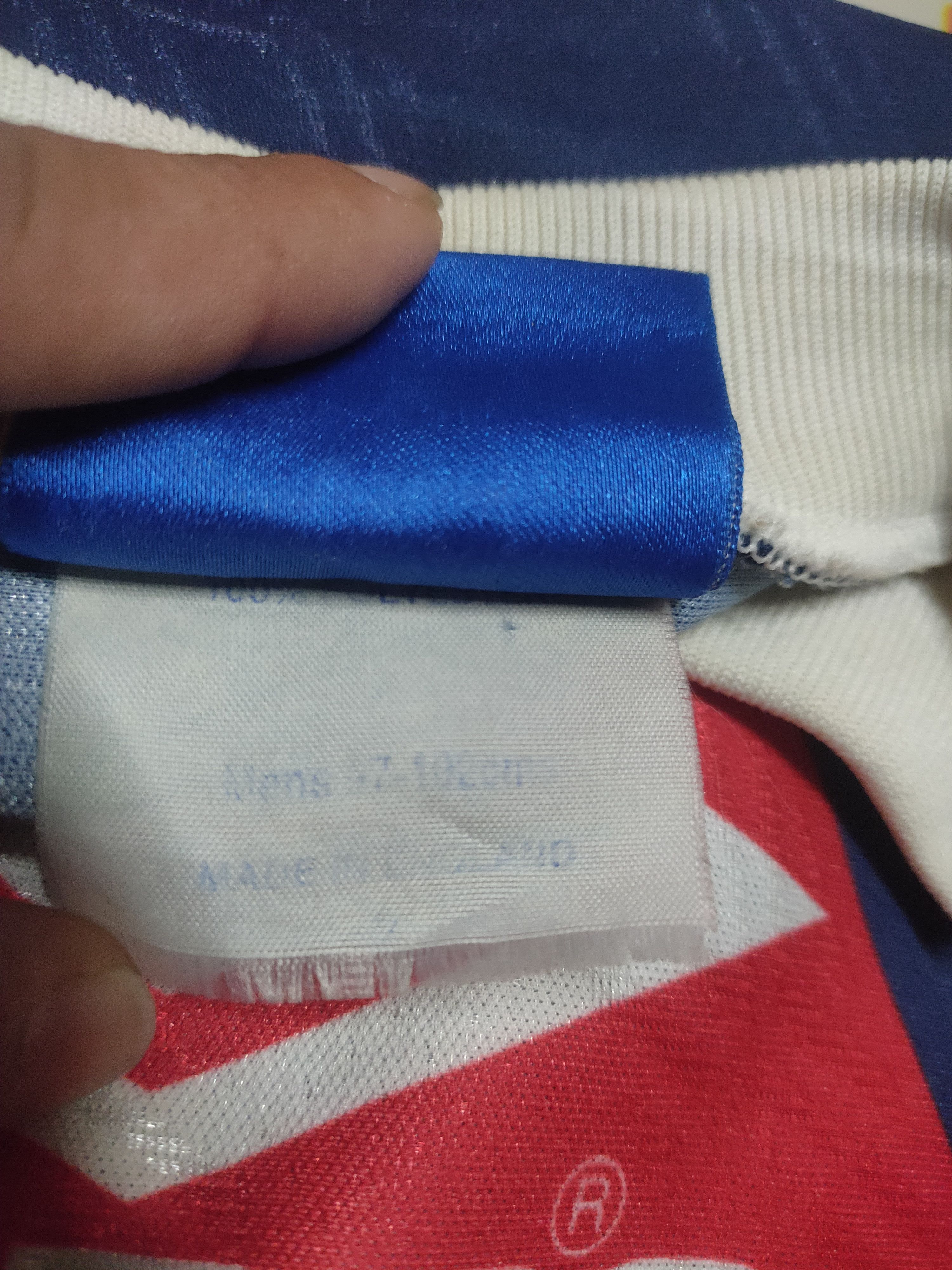 Vintage Vintage Ajax Training/Leisure 1997 - 1998 jersey Size US M / EU 48-50 / 2 - 5 Thumbnail