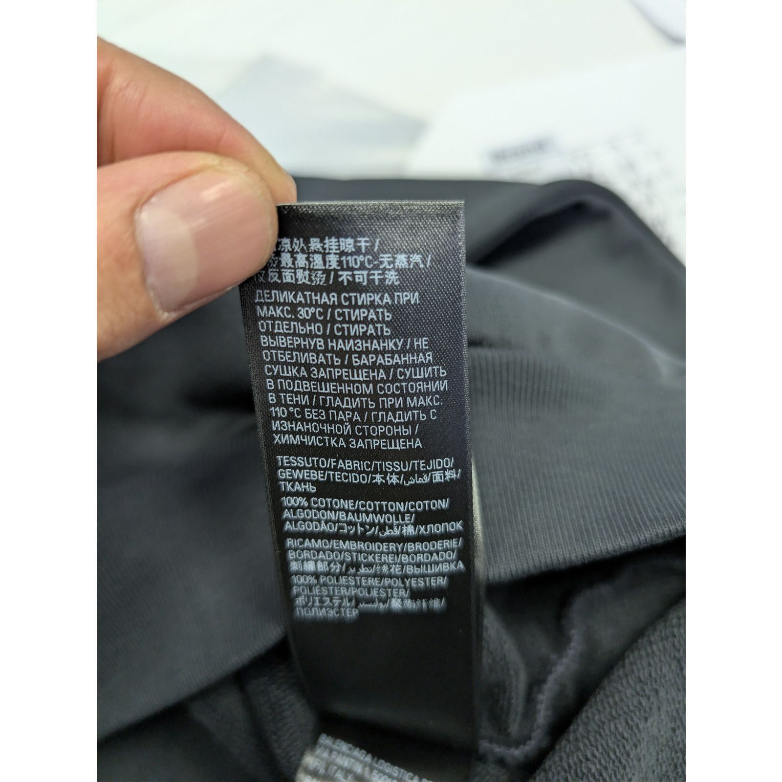 Balenciaga × Under Armour o1rshd1 Under Armour Oversized Crewneck Sweatshirt in Black Size US XL / EU 56 / 4 - 18 Thumbnail