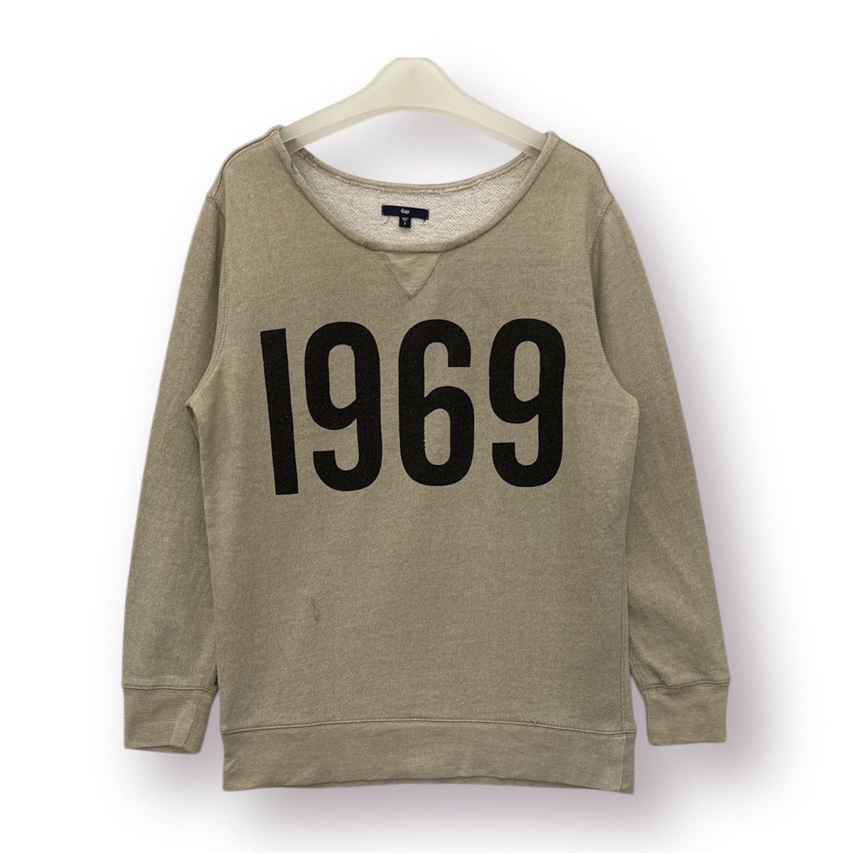 Gap 🔥 Vintage Design GAP Loose Neck Sweatshirt - L Size M / US 6-8 / IT 42-44 - 1 Thumbnail