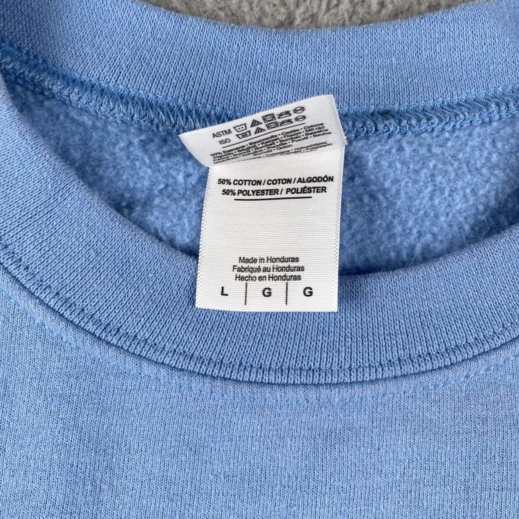 Gildan VINTAGE Gildan Heavy Blend Sweatshirt Blue L Mens Pull Over Solid Periwinkle Blue 80s 90s Mens Size US L / EU 52-54 / 3 - 3 Thumbnail