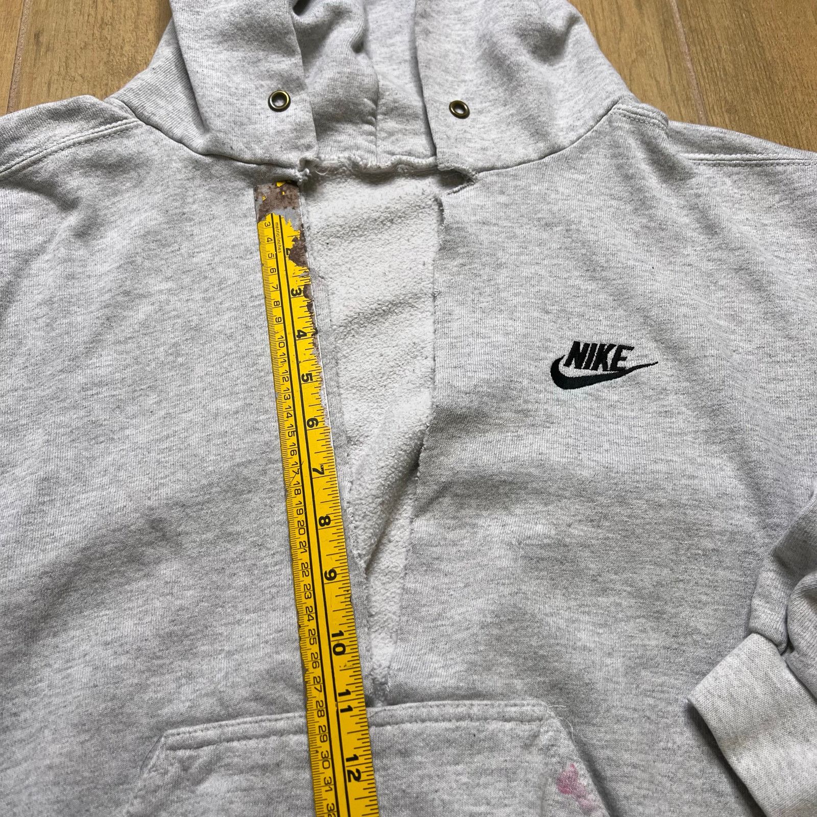 Nike Vintage 90s Nike Swoosh Hoodie Grey Size XL Distress Rip Size US XL / EU 56 / 4 - 6 Thumbnail