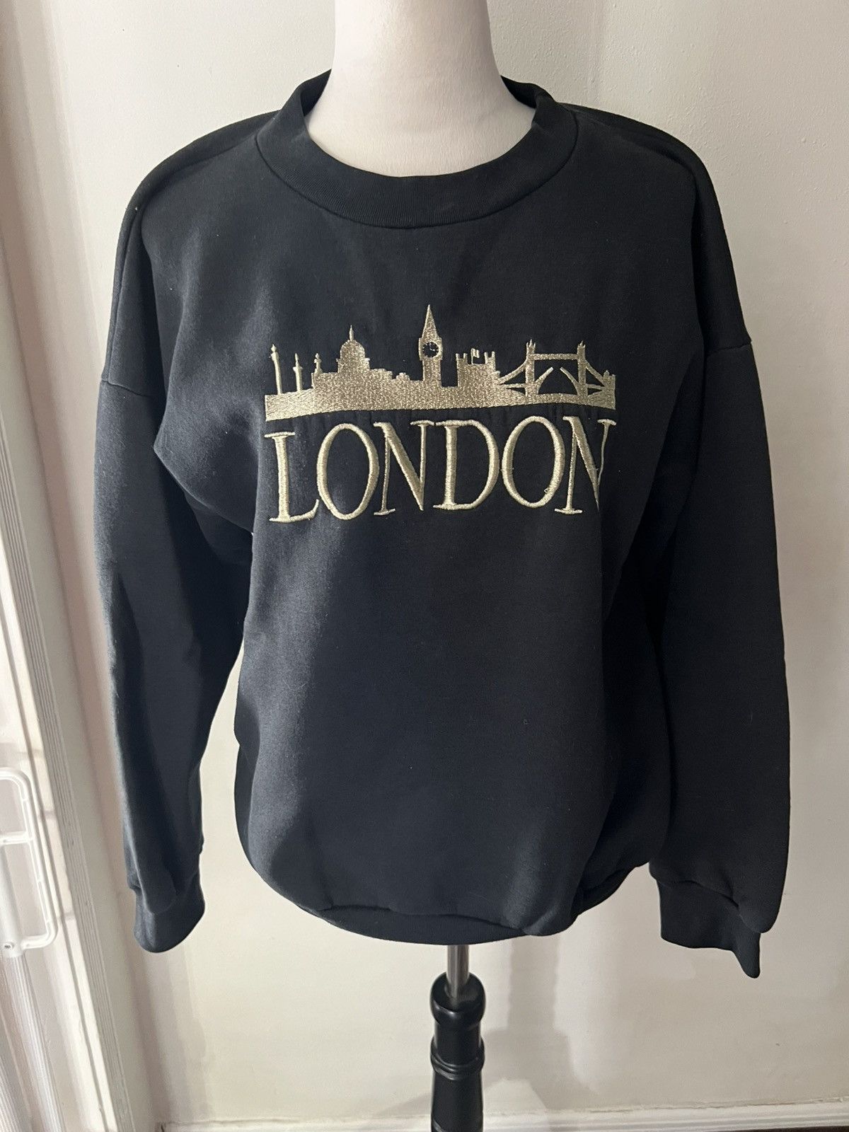 Other Vintage Churchill brand London Sweatshirt. Black, size M. Size US M / EU 48-50 / 2 - 1 Thumbnail