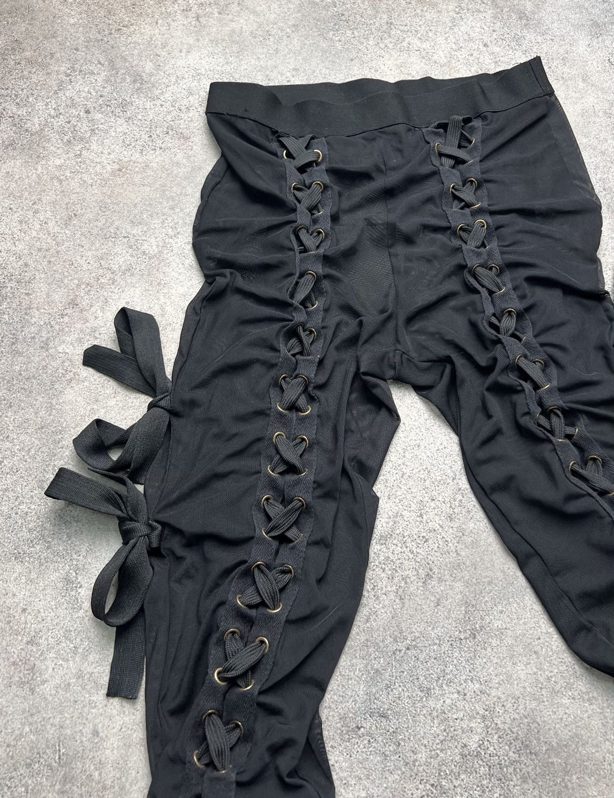 Cop Copine Cop Copine adorable gothic mesh leghings Size 28" / US 6 / IT 42 - 9 Thumbnail