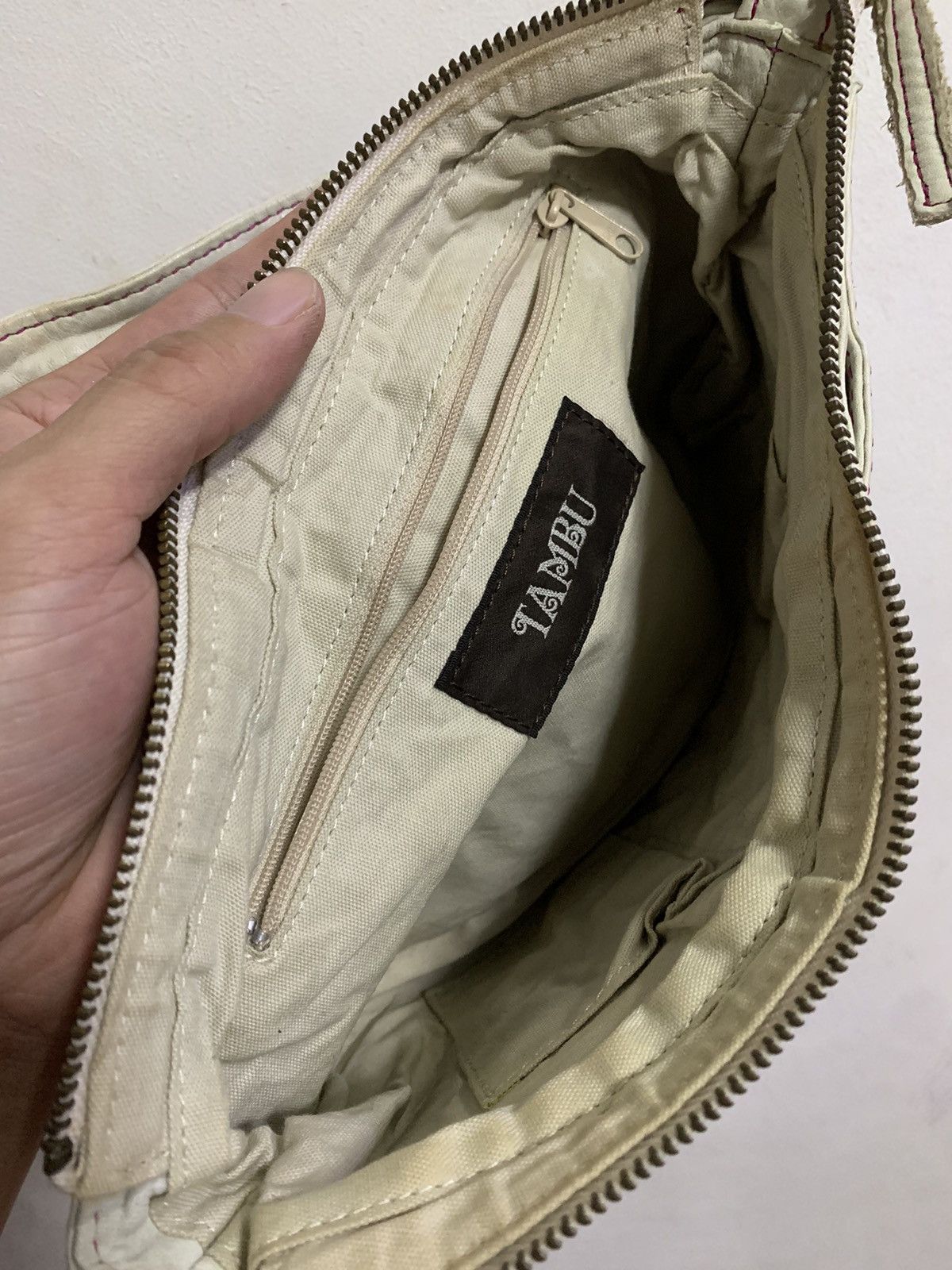 Japanese Brand Tambu Leather Shoulder Bag Minami Size ONE SIZE - 4 Thumbnail