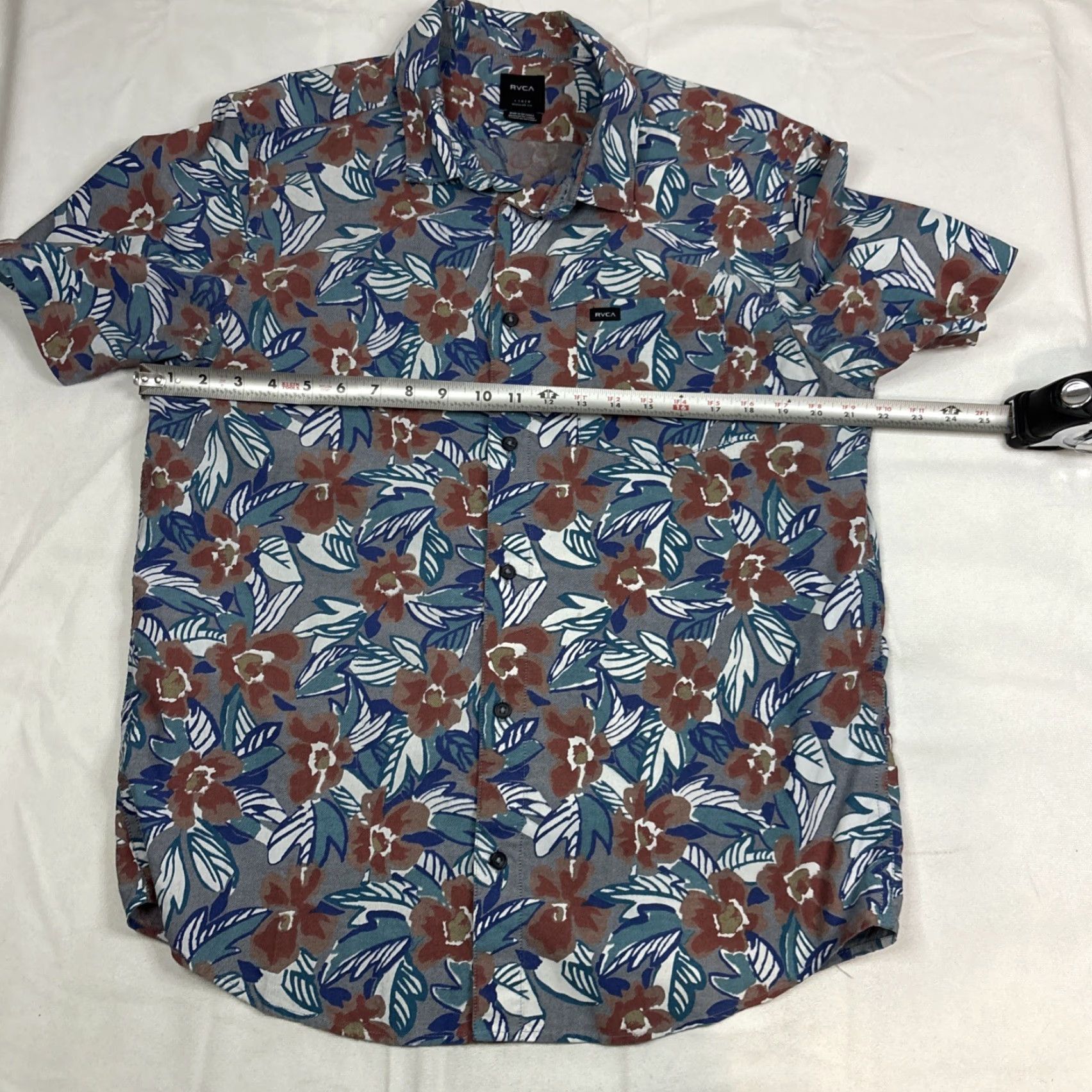 RVCA RVCA PARADISE VALLEY Floral Woven S/S Regular Fit Men's Shirt L Blue Brown Multi Size L Size US L / EU 52-54 / 3 - 4 Thumbnail