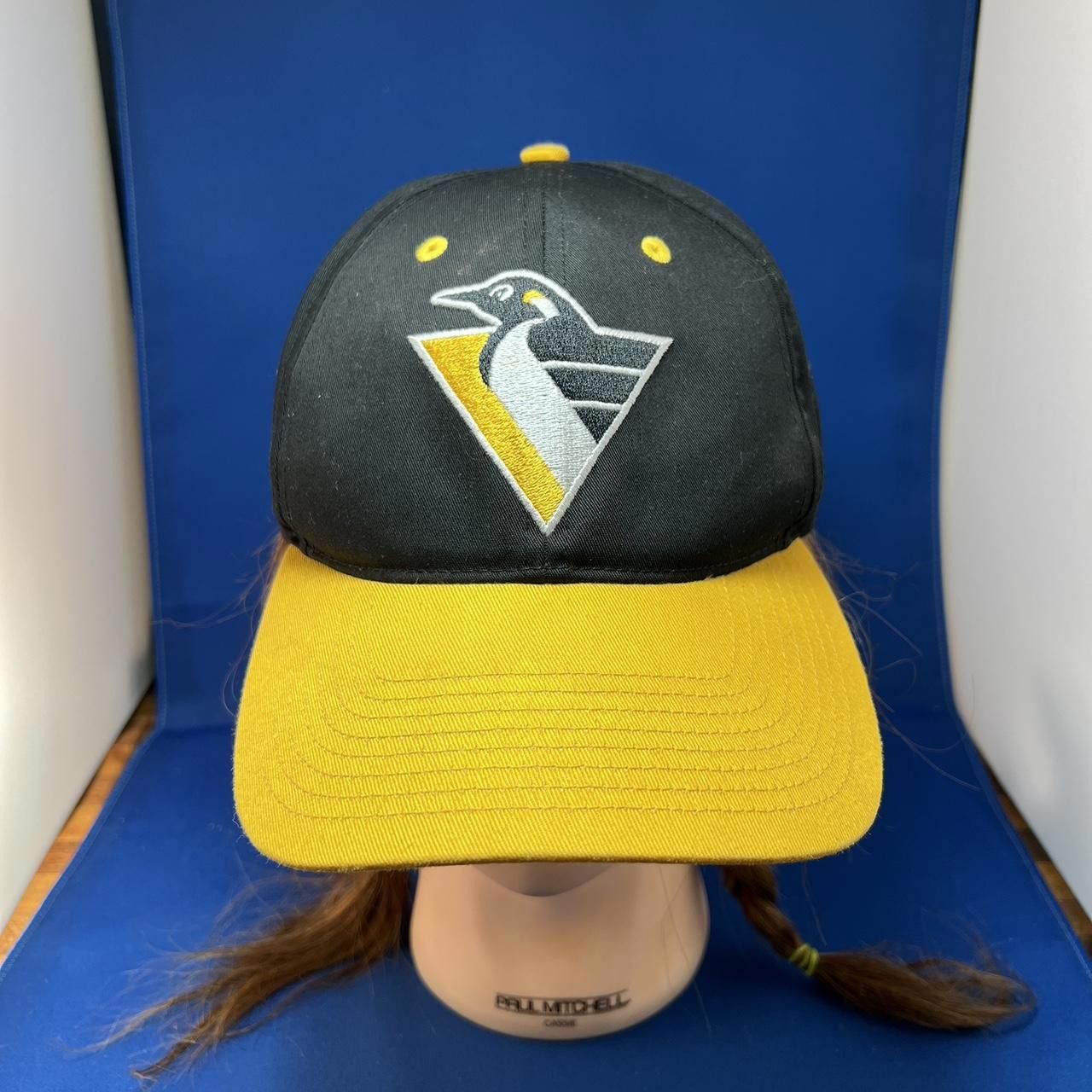 NHL Vintage Black and Yellow Penguin Baseball Cap Size ONE SIZE - 1 Thumbnail